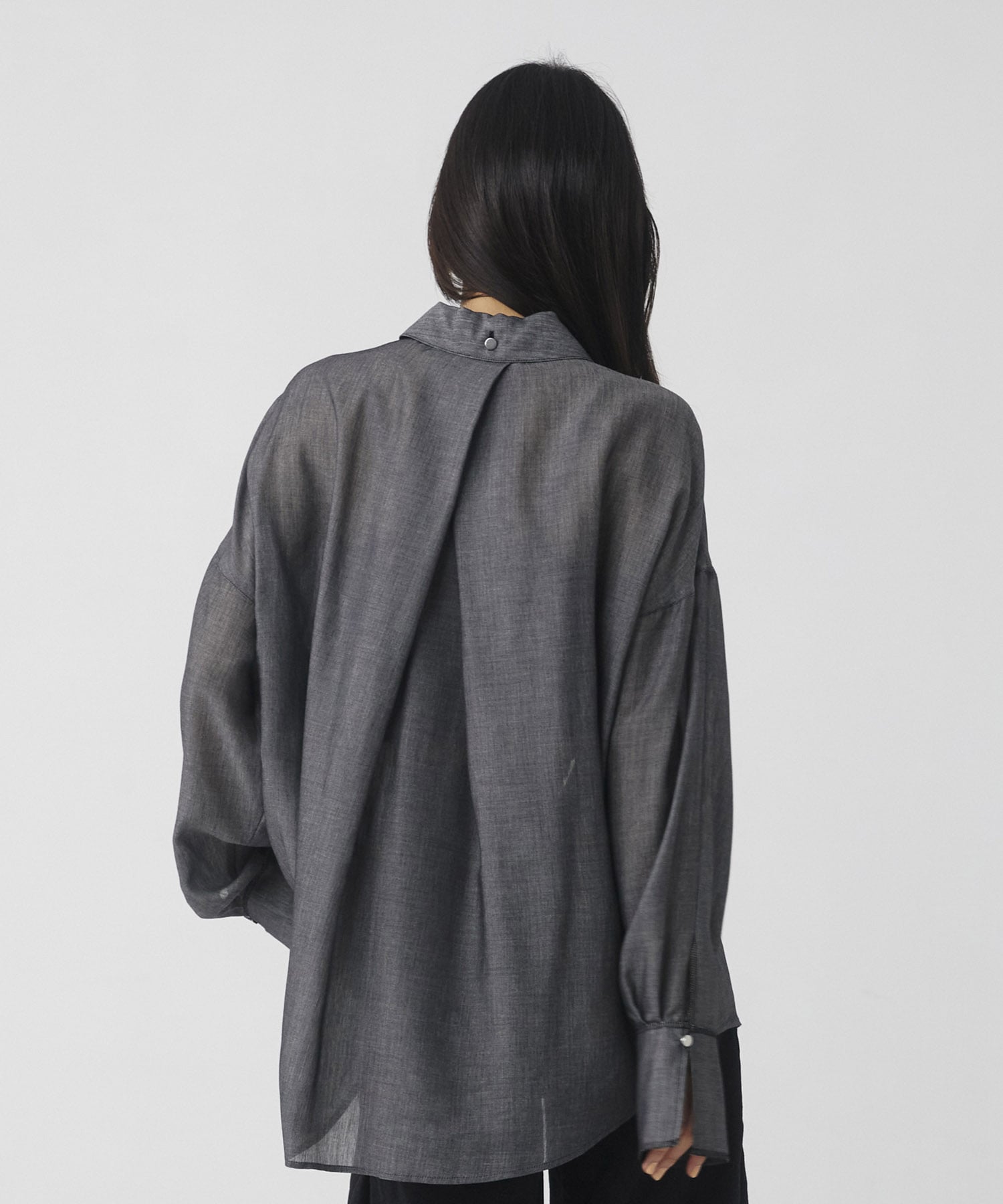 シアーデニムトリムシャツ