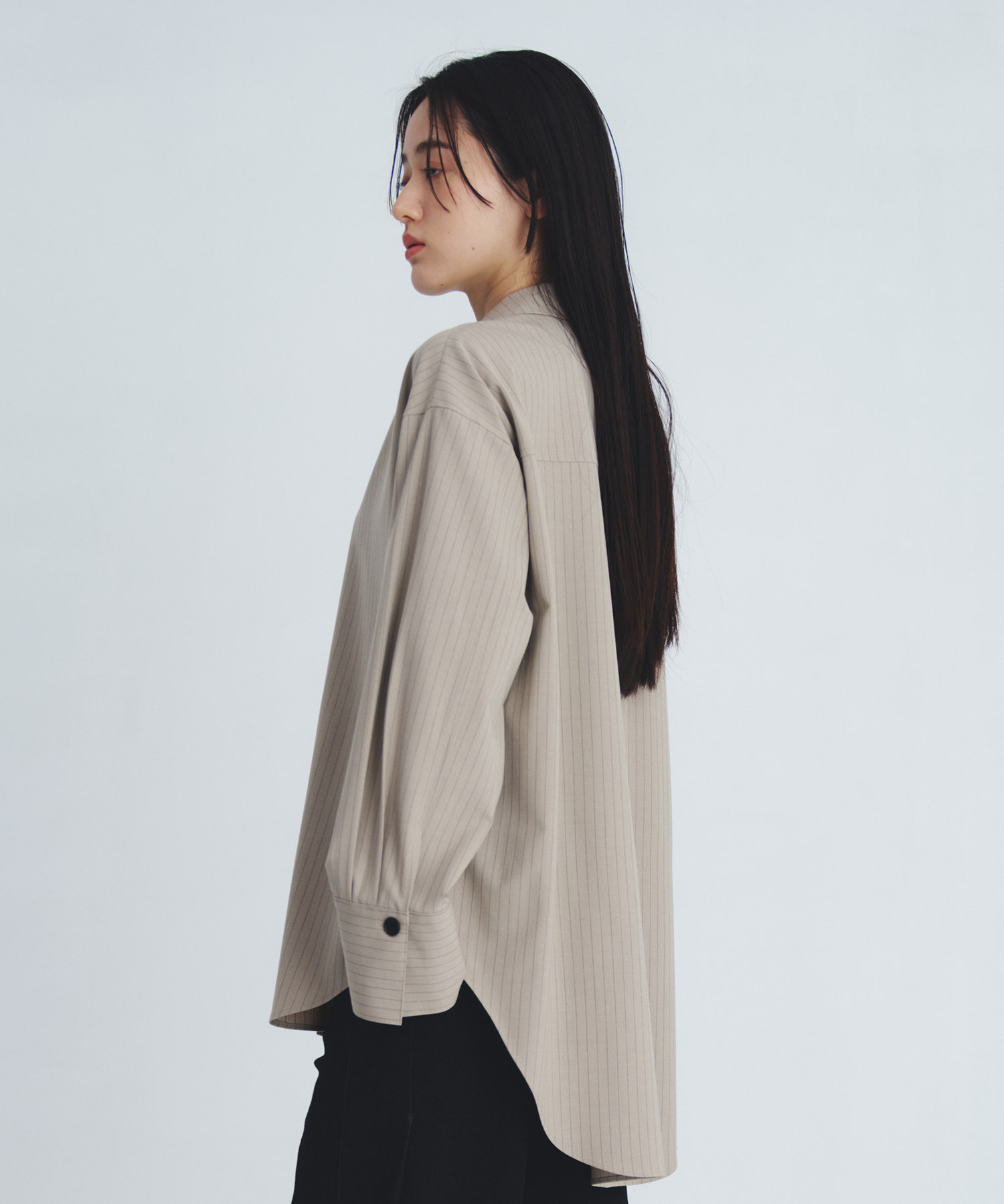 レイヤードテーラーカラーシャツ