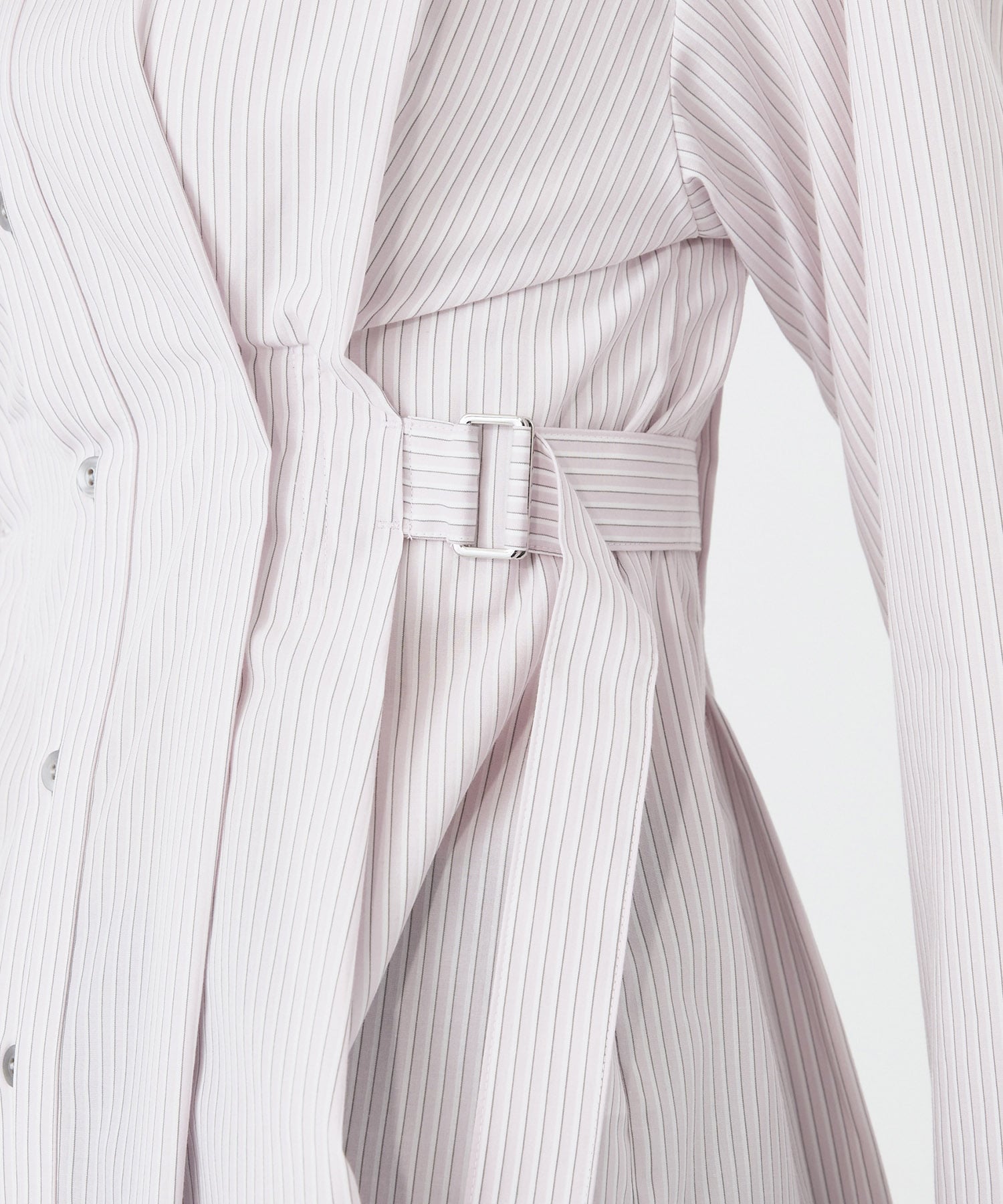 【限定30点｜WEB限定】タックゴムシェイプベルトシャツ