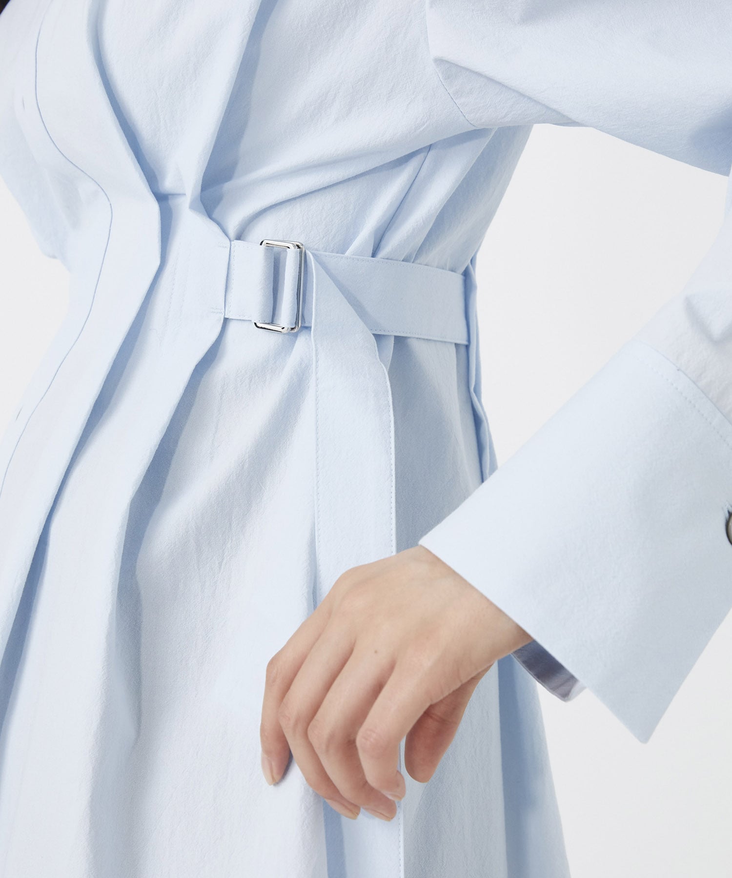 タックゴムシェイプベルトシャツ