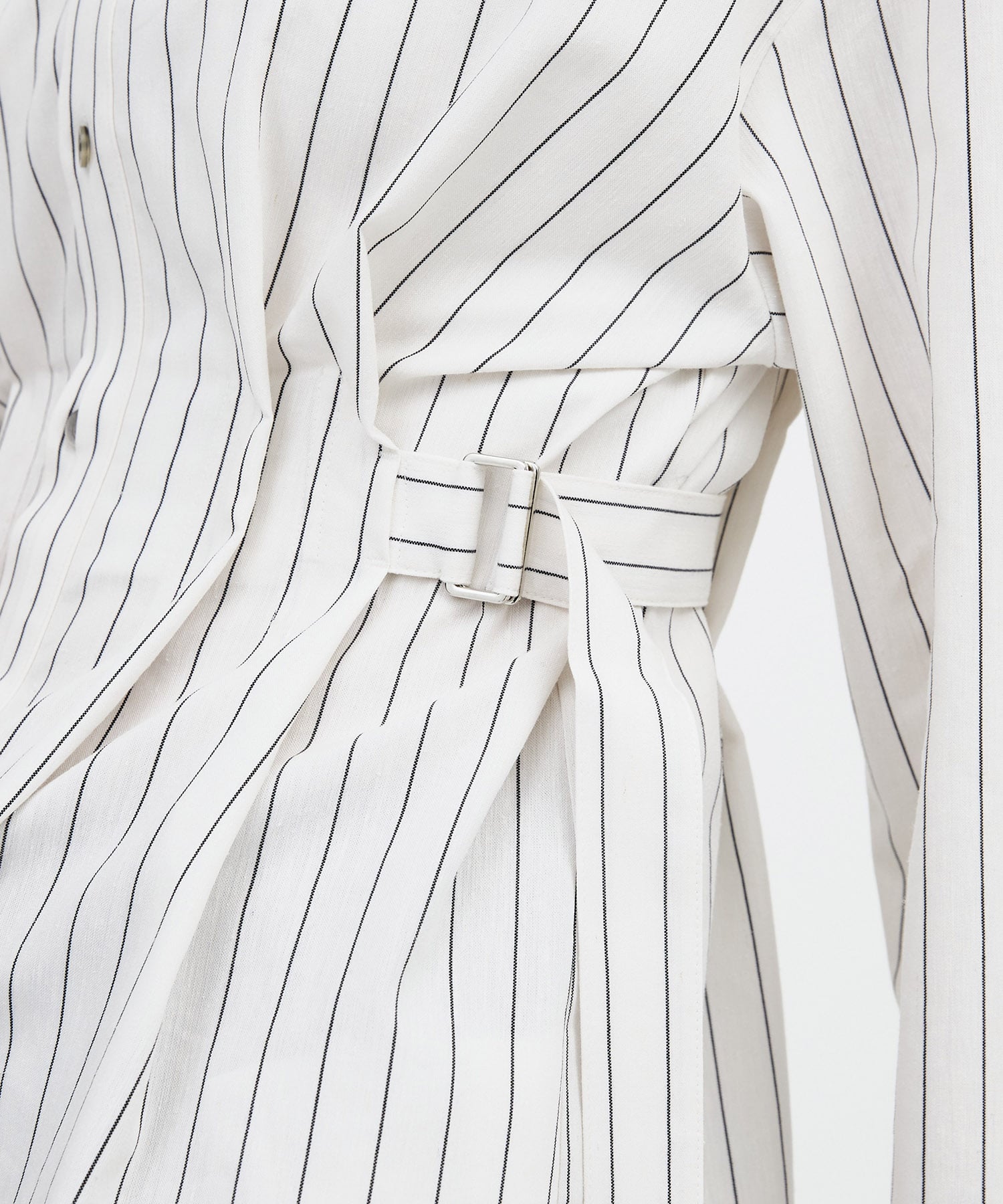 タックゴムシェイプベルトシャツ