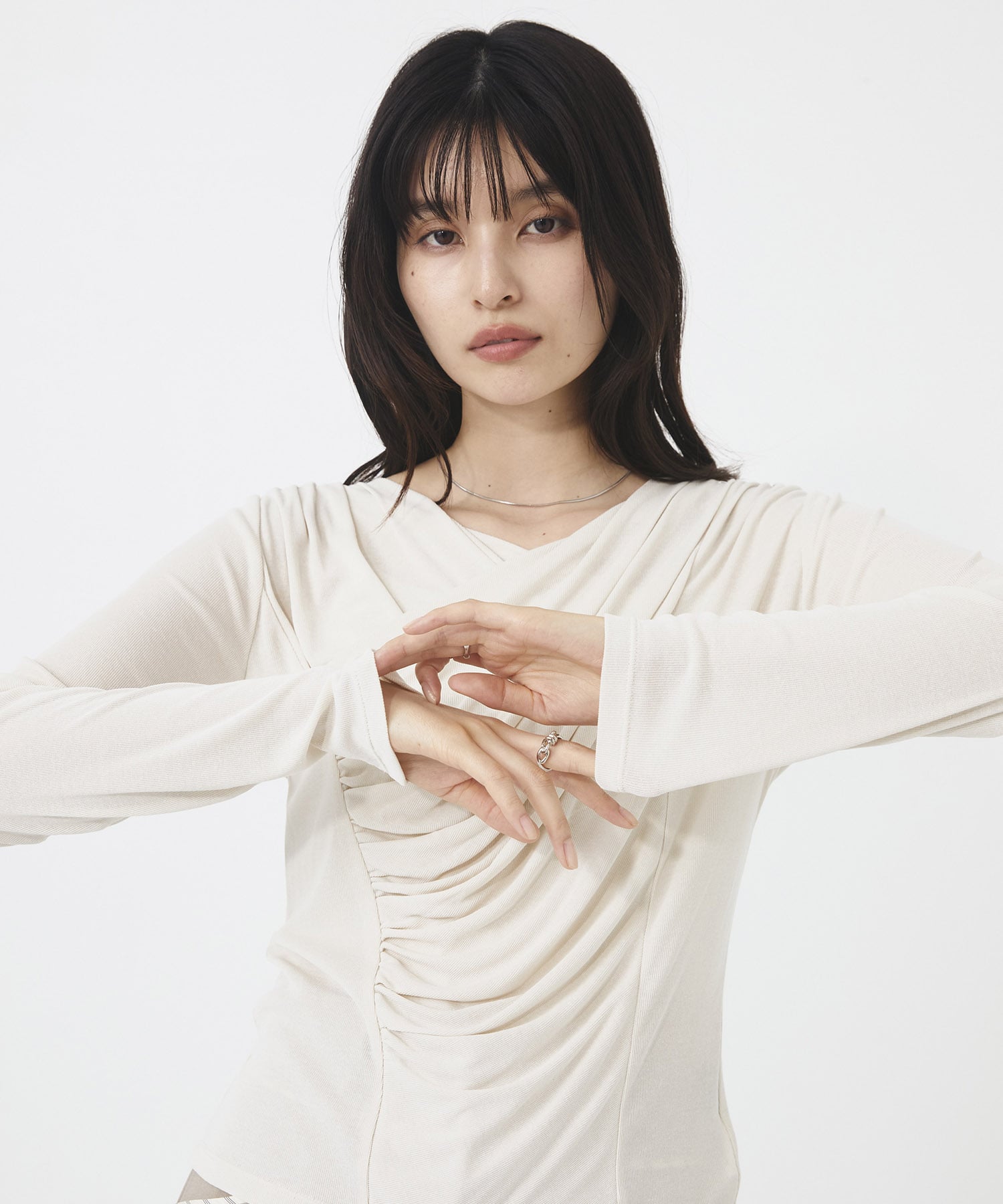 アシメドレープトップス