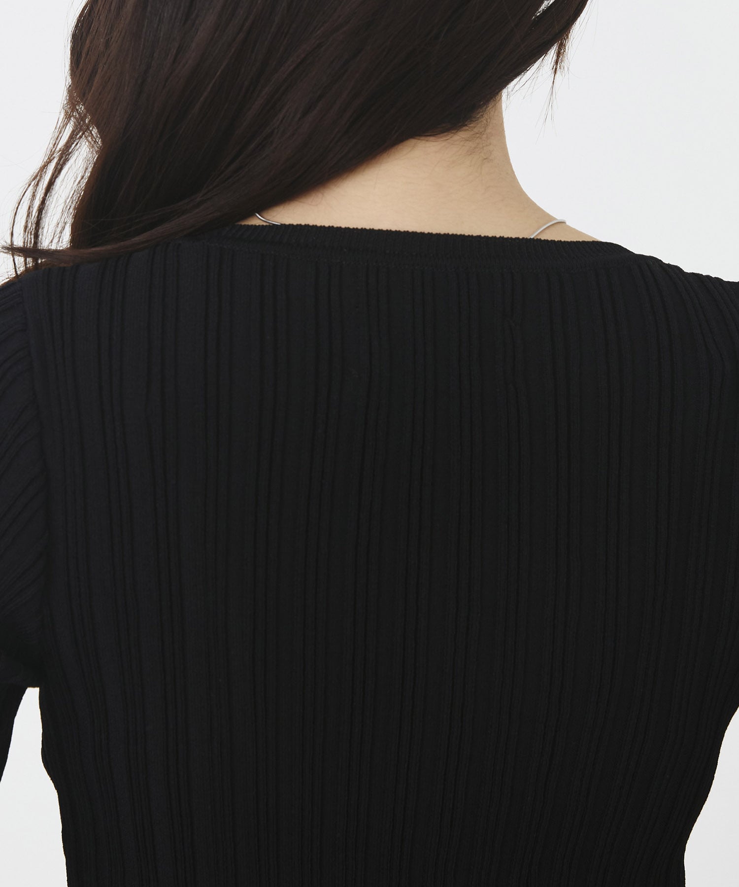 サーブルストレッチRIBニット