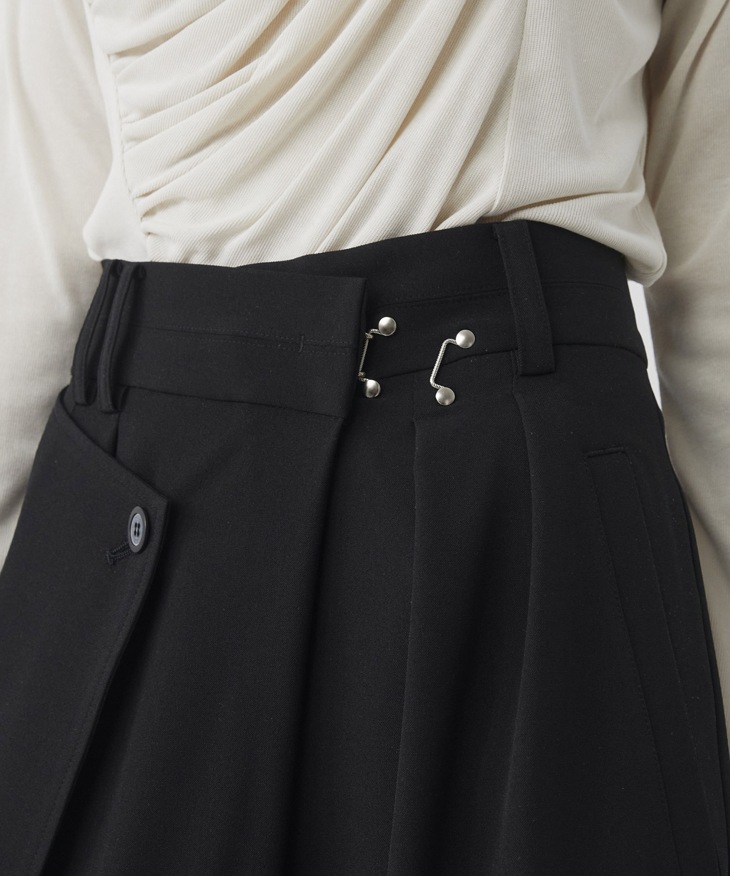 アシメタックホックワイドパンツ