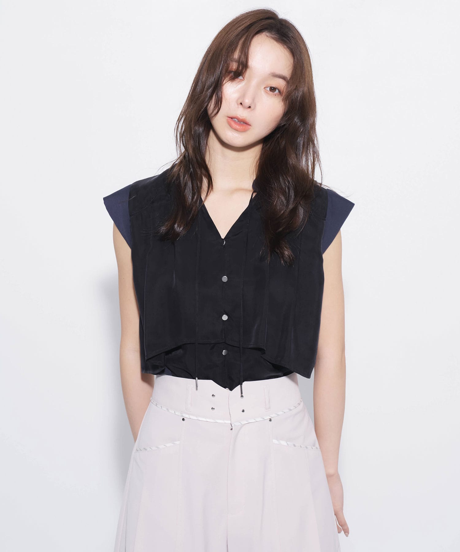 キュプラフレンチスリーブブラウス