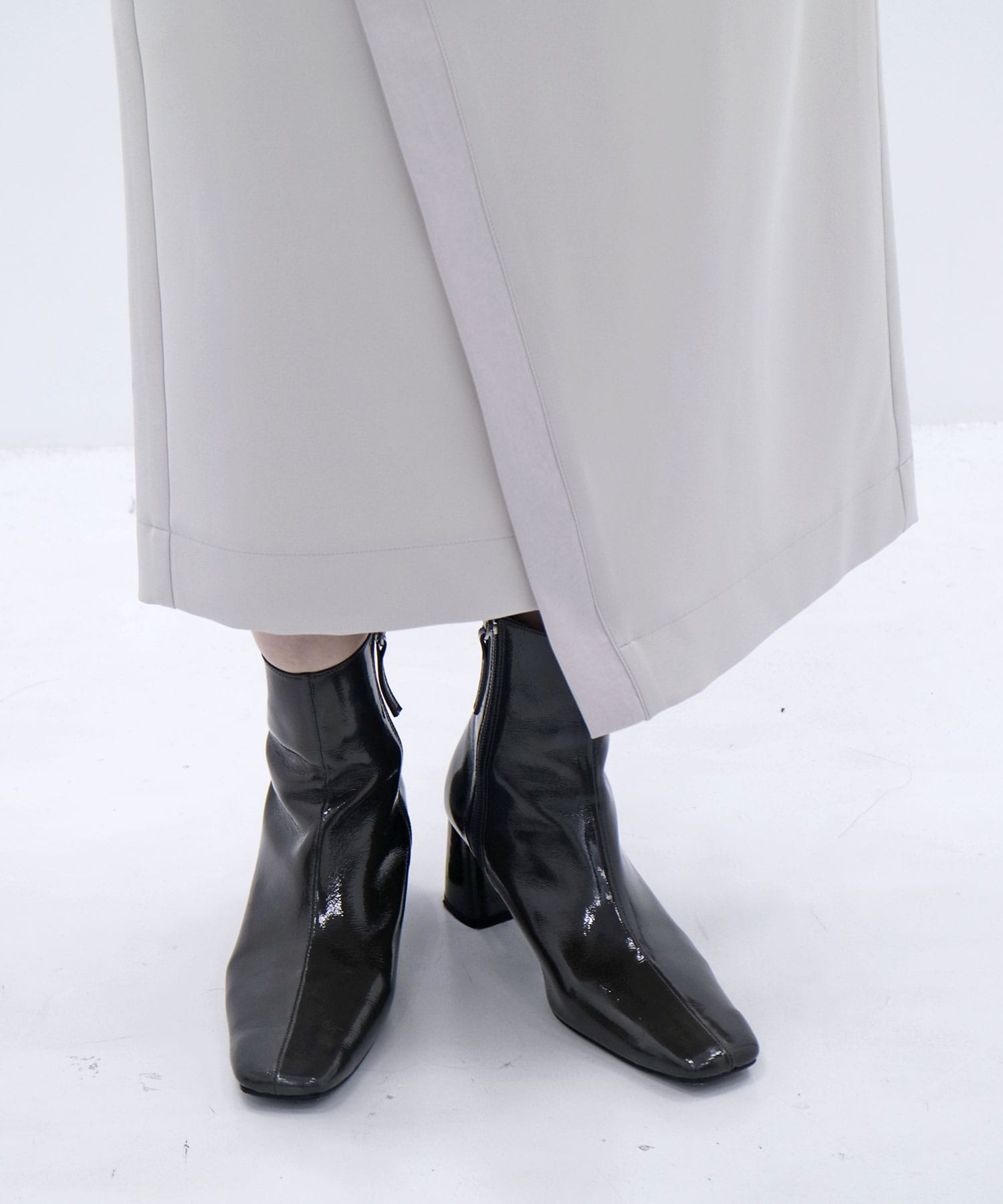 アシメパネルレイヤースカート