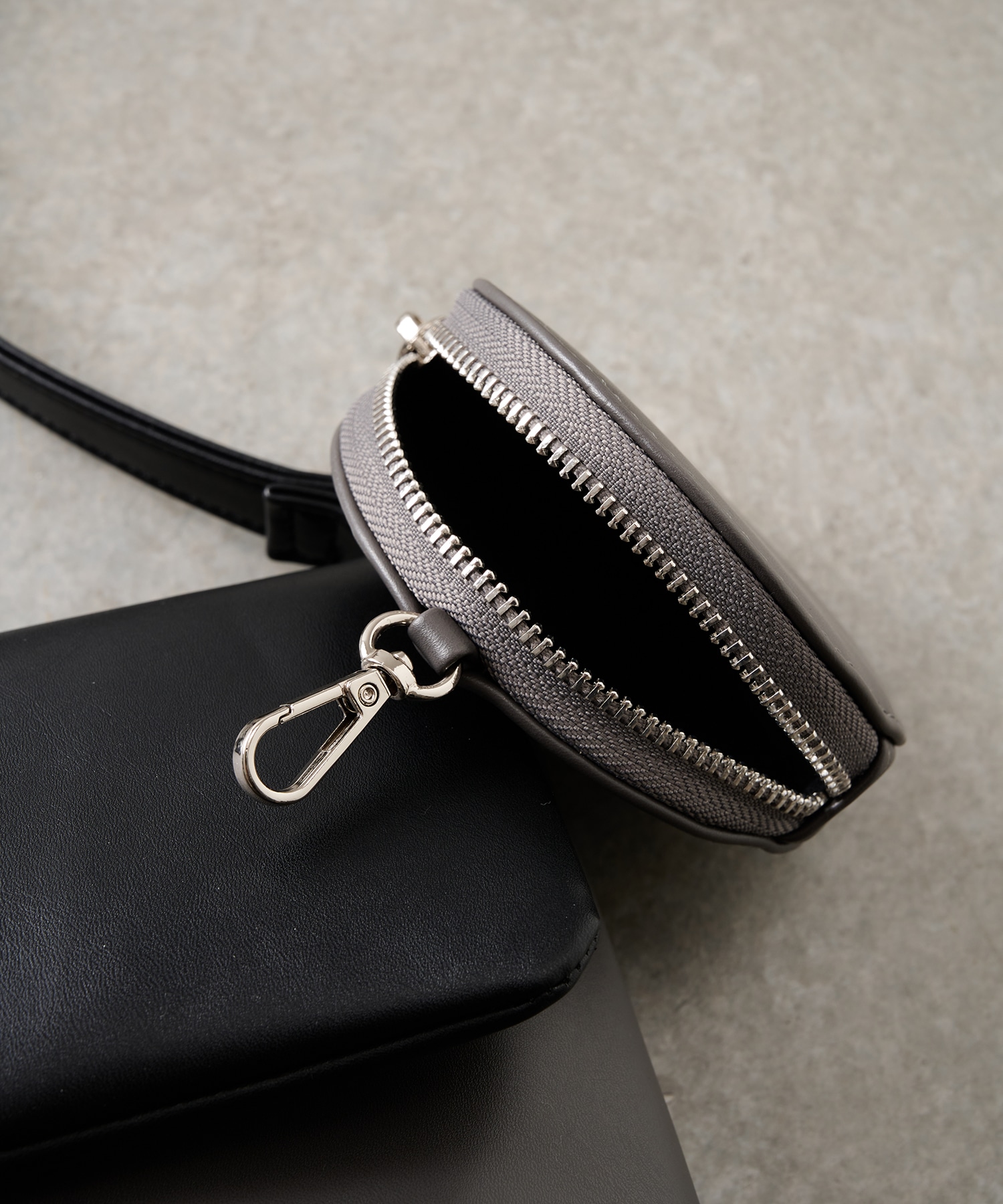 LEATHER SHOULDER MINI BAG