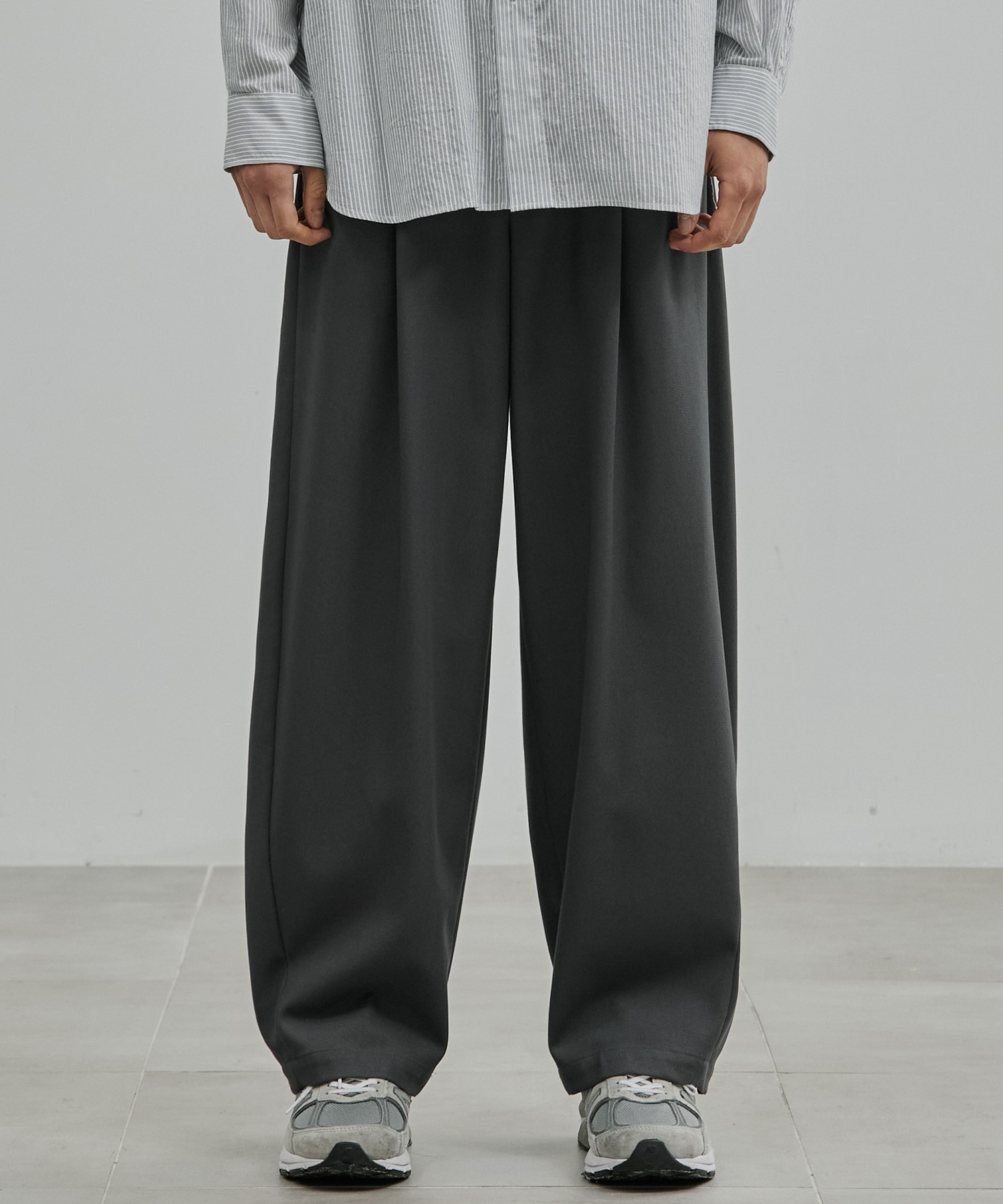 〈2026SS〉ハイツイスト バレルチノパンツ