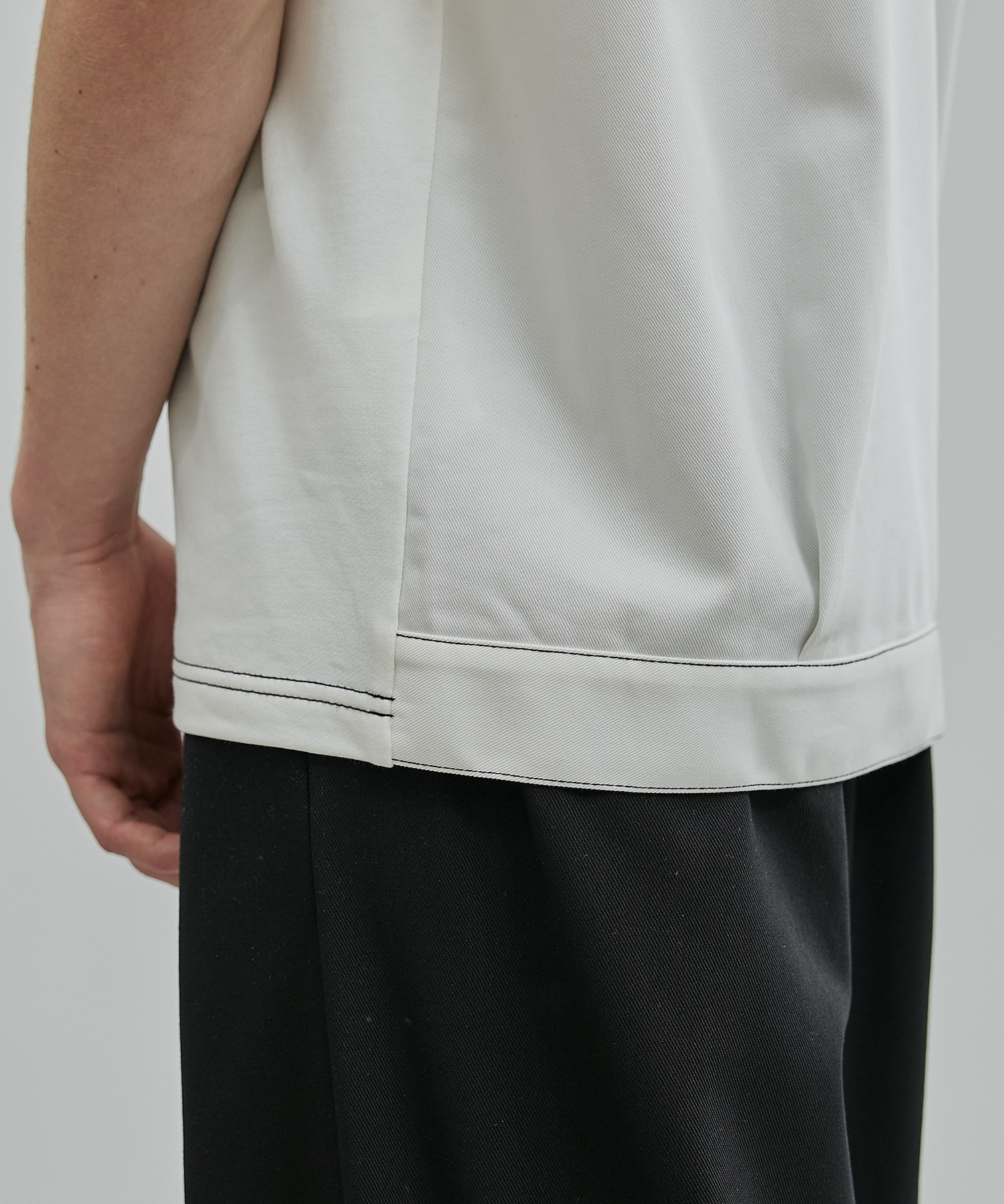 コントラストステッチドッキングTシャツ
