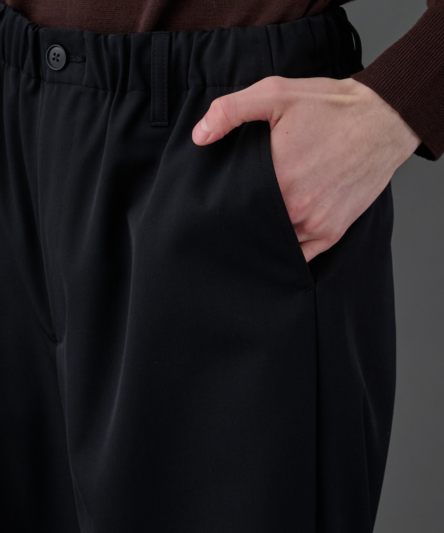 〈残りわずか｜再入荷なし〉CLEAR WOOL パラシュートパンツ