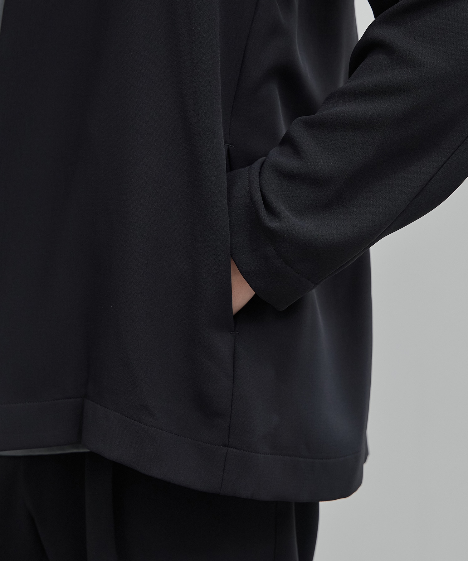 〈新発売〉Dry Air カーディガン