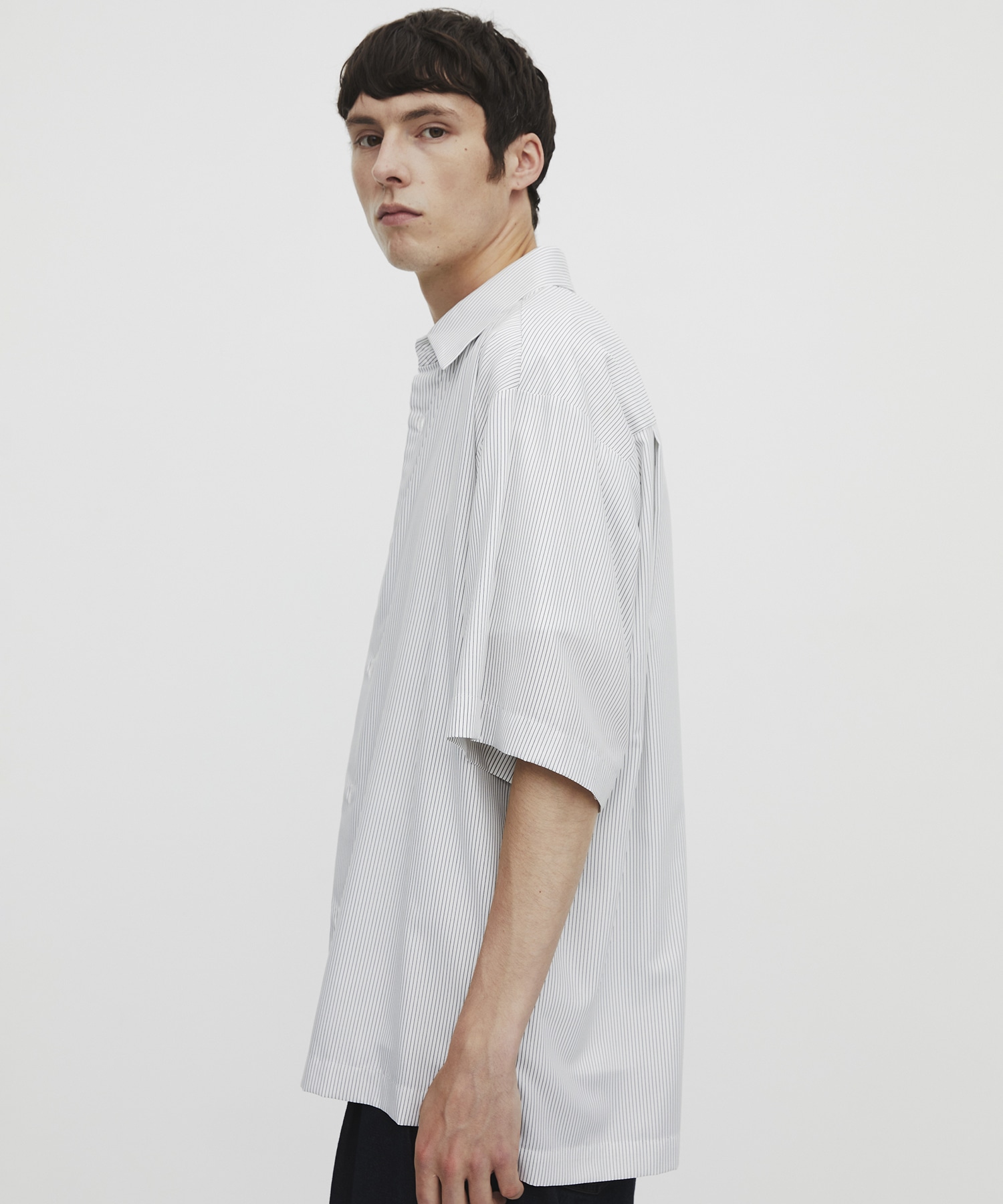 〈WEB限定〉DRY RAYON ストライプショートスリーブシャツ