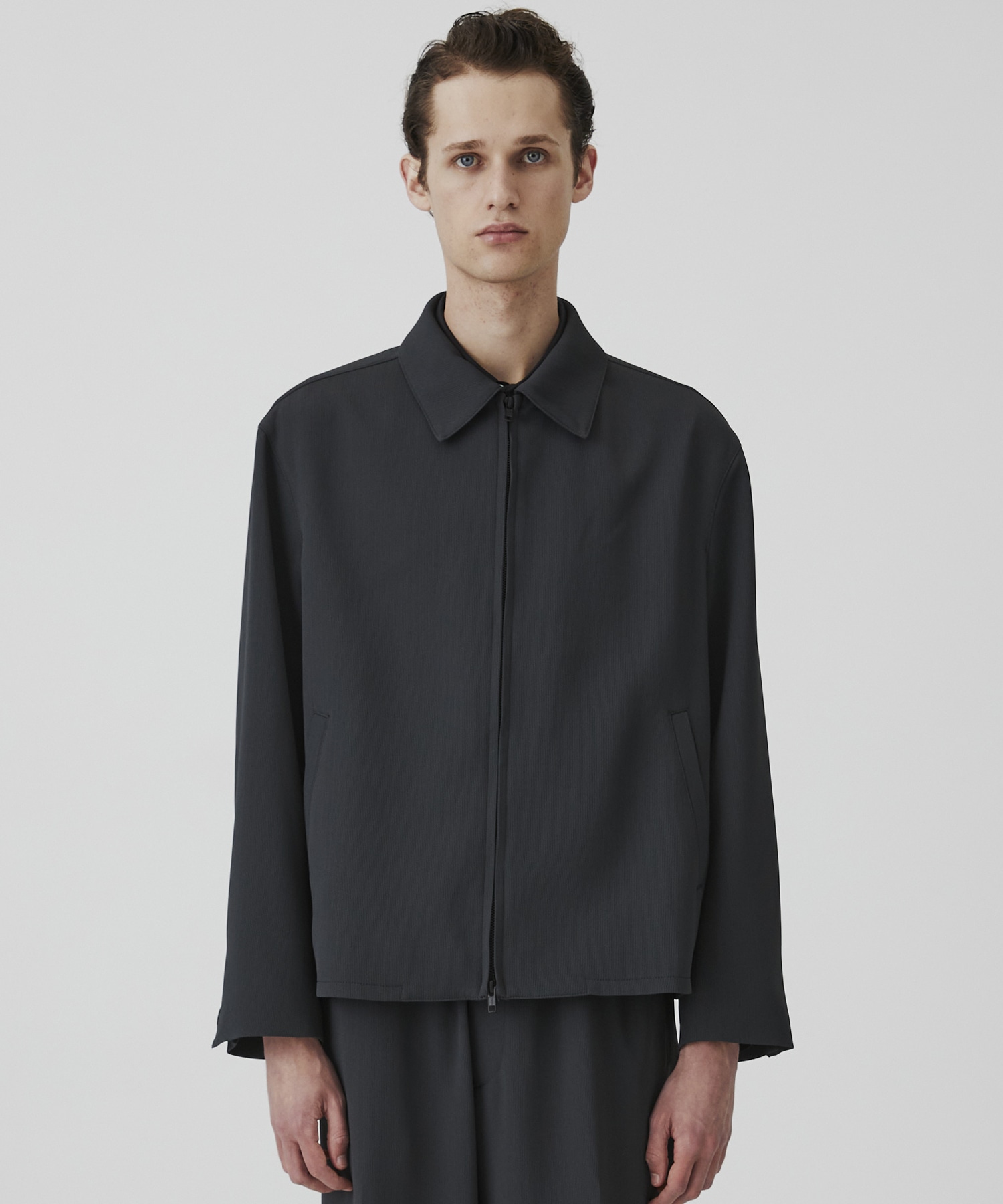 COLD DRY PLEATS ハリントンブルゾン