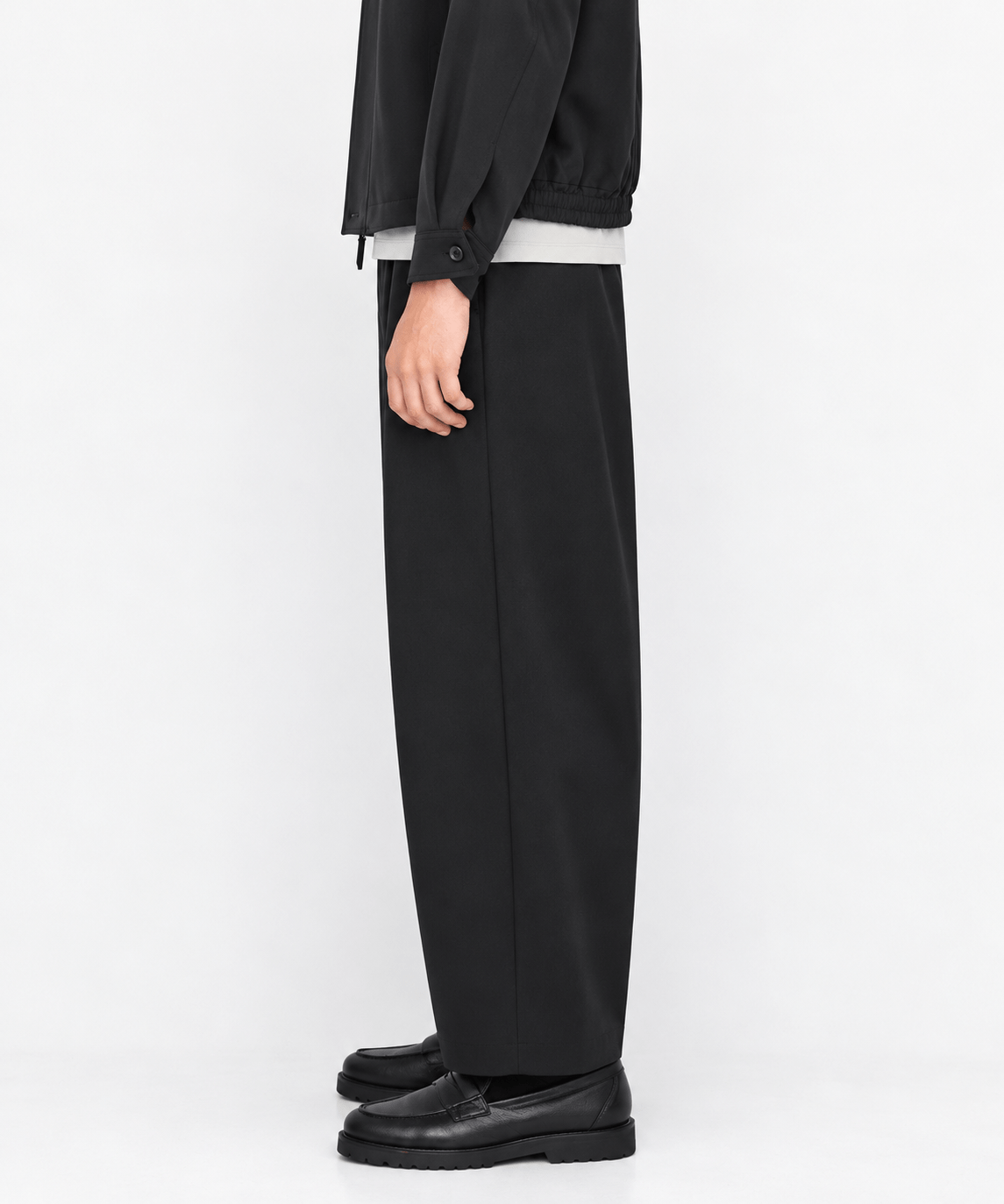 超撥水 SUPER 120's WOOL GABARDINE 2タックバレルパンツ