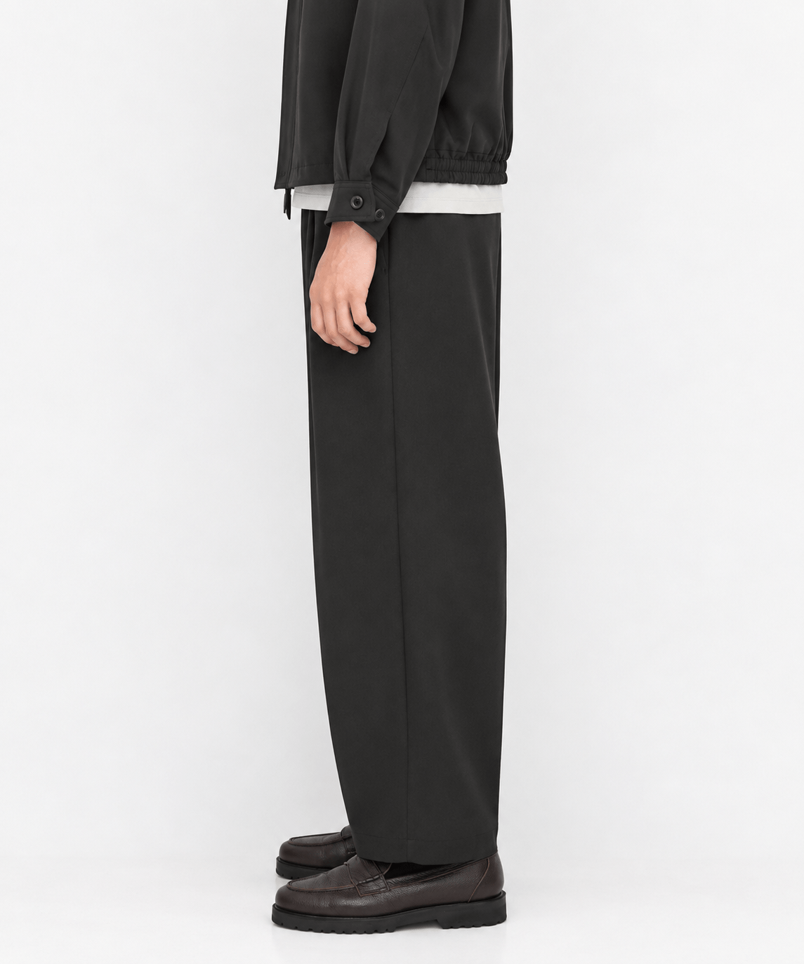 超撥水 SUPER 120's WOOL GABARDINE 2タックバレルパンツ