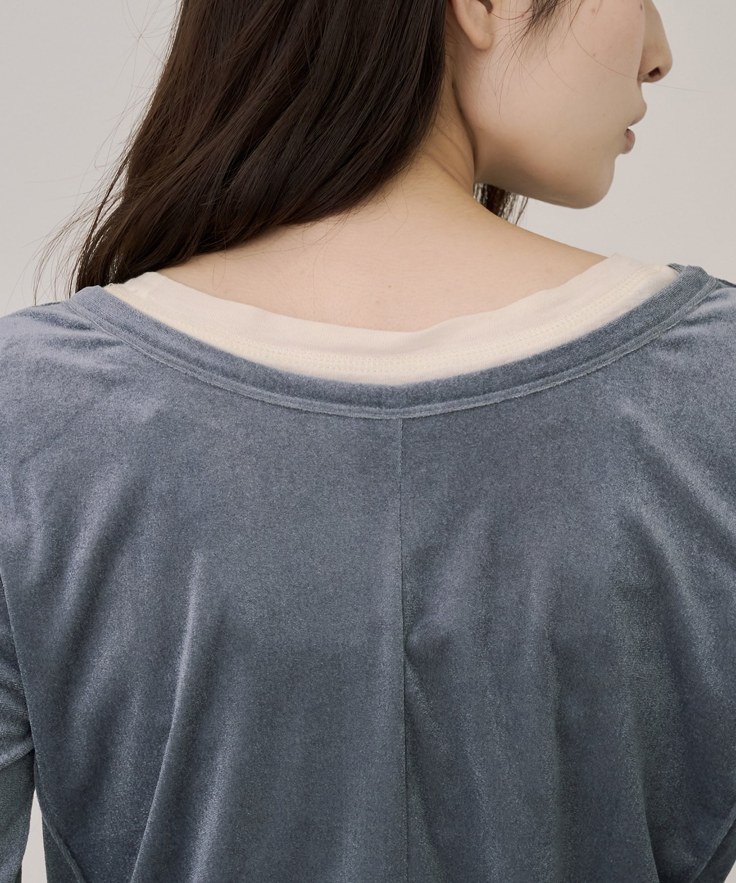 〈残りわずか〉2WAYルーズフィットベロアトップス