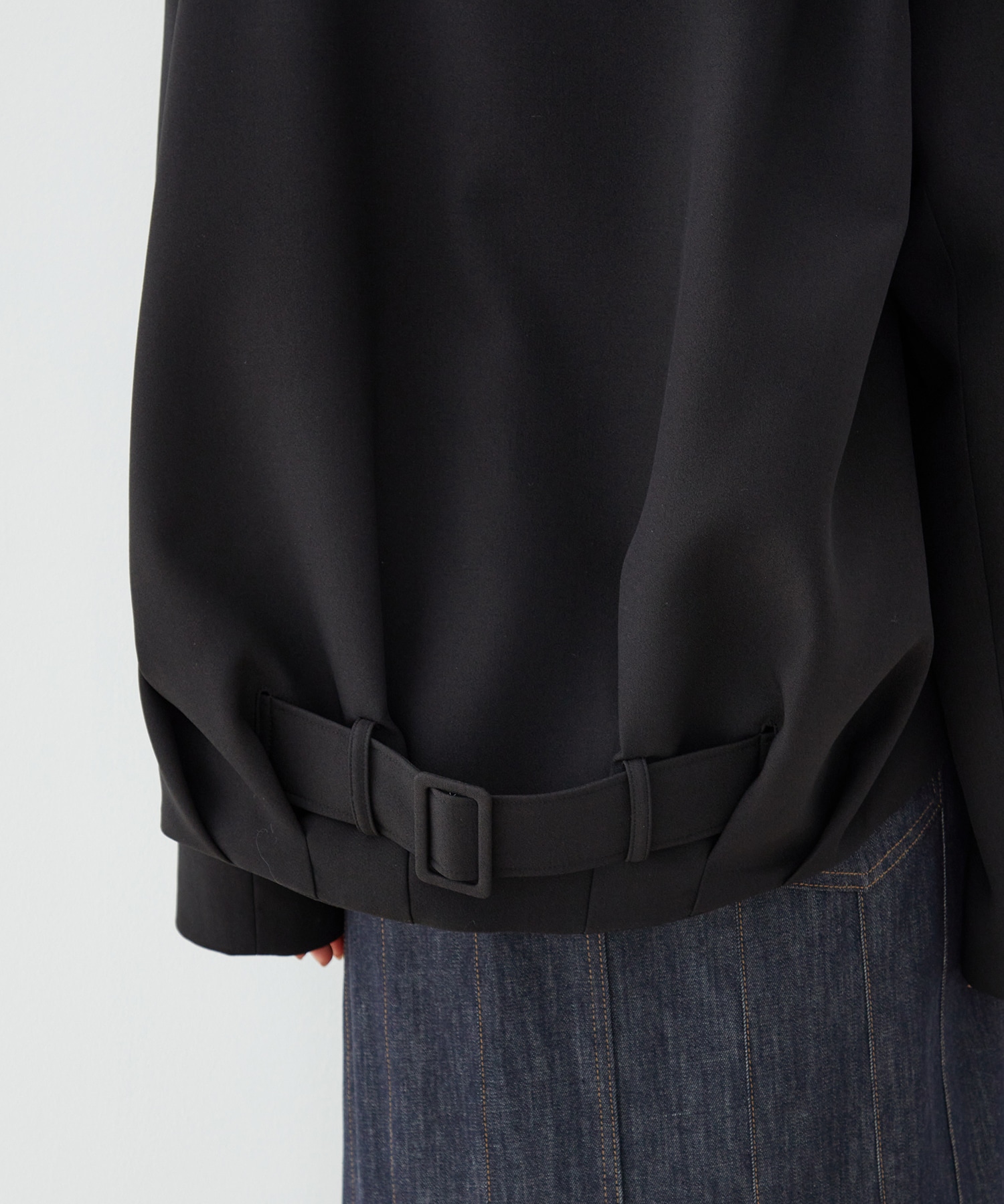 バックベルトタックブルゾン