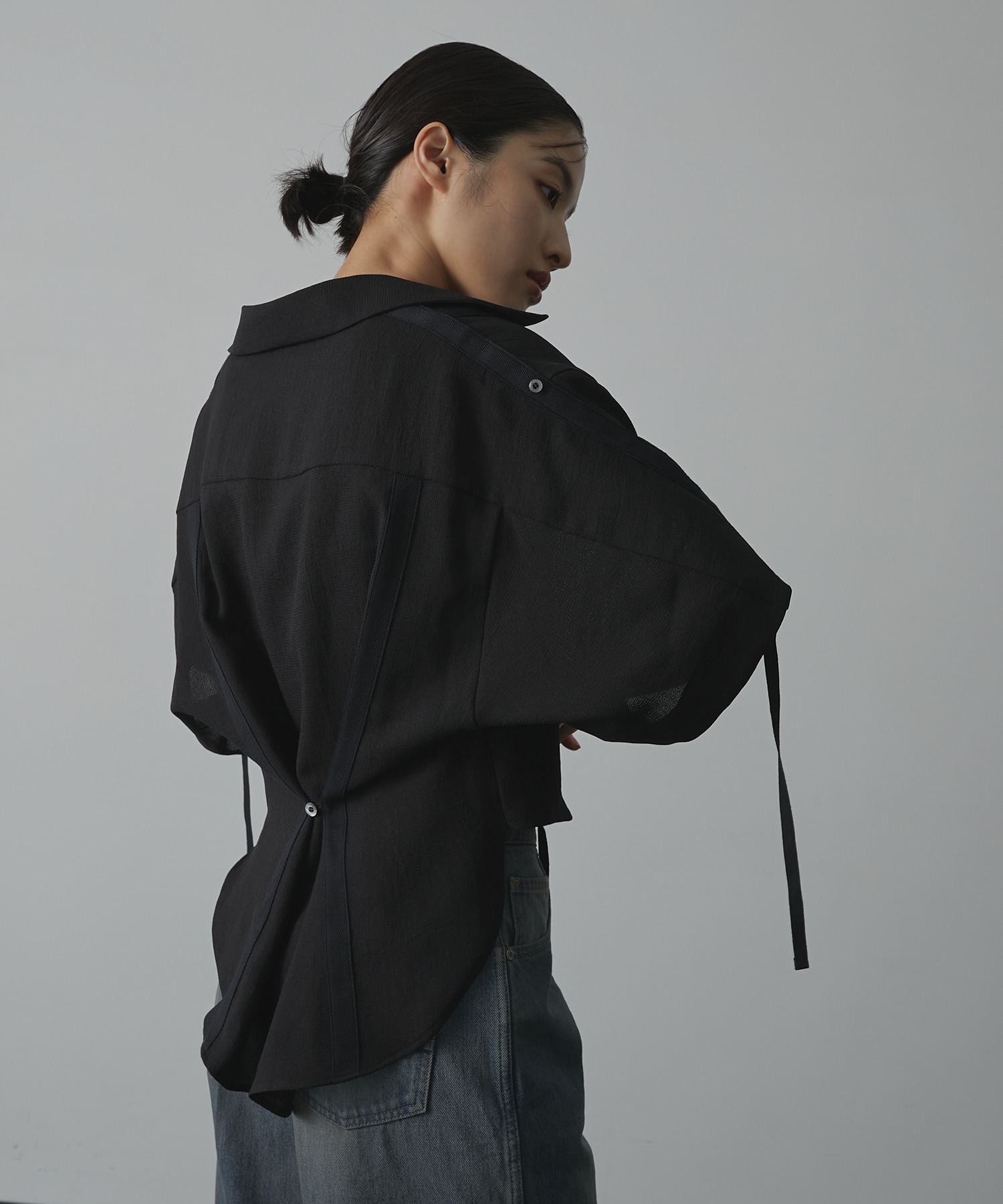 Adjustable Length Mesh Shirt