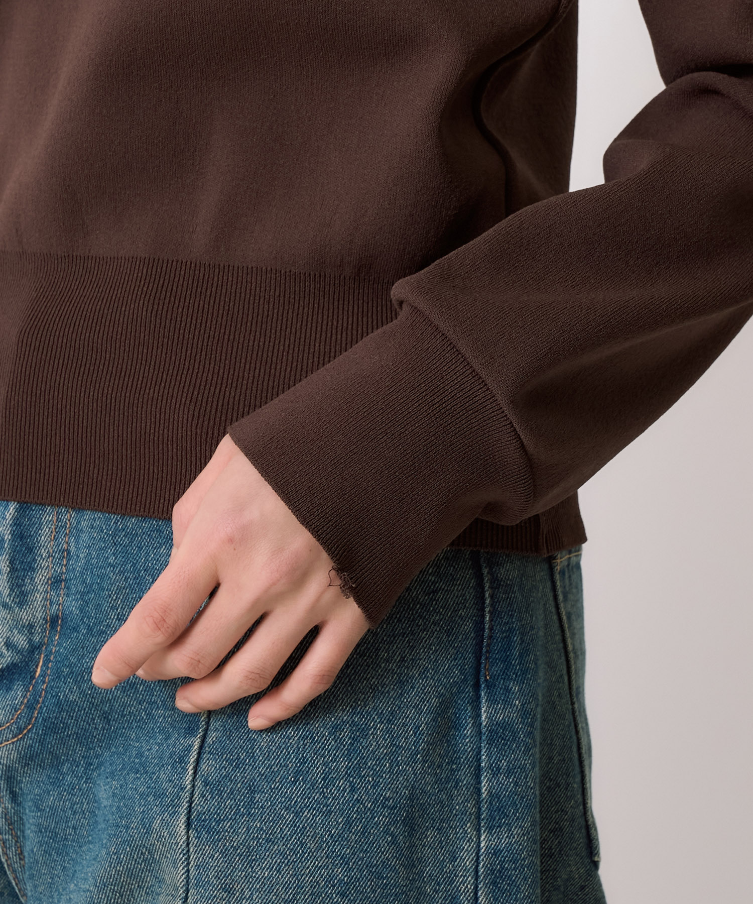 ショルダータックニットトップス