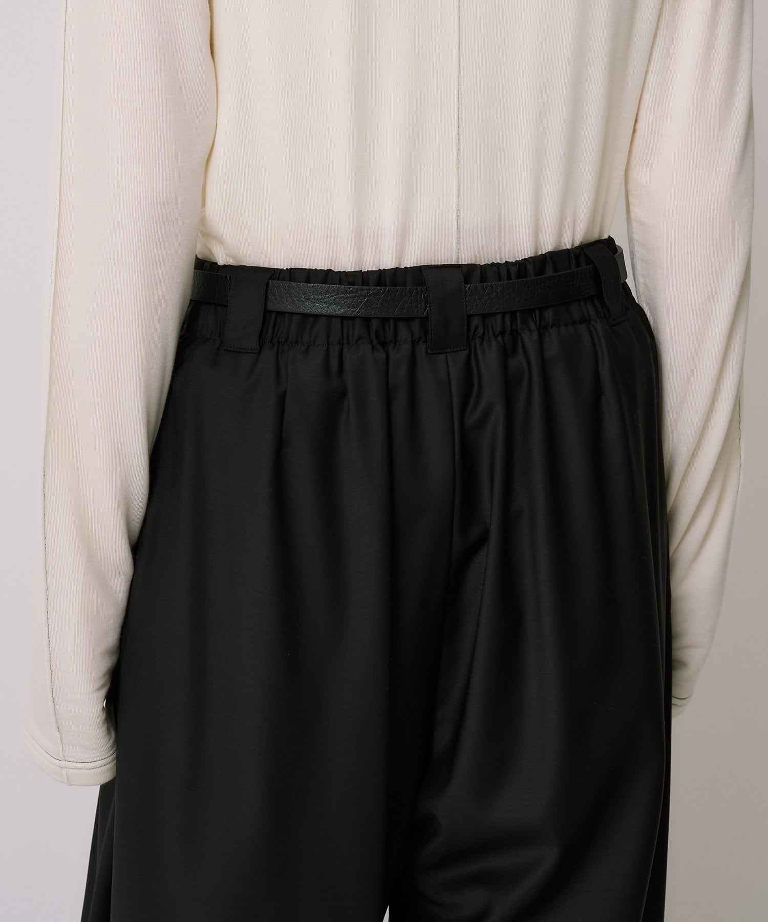 〈新色〉Super120s Wool Relax Trousers