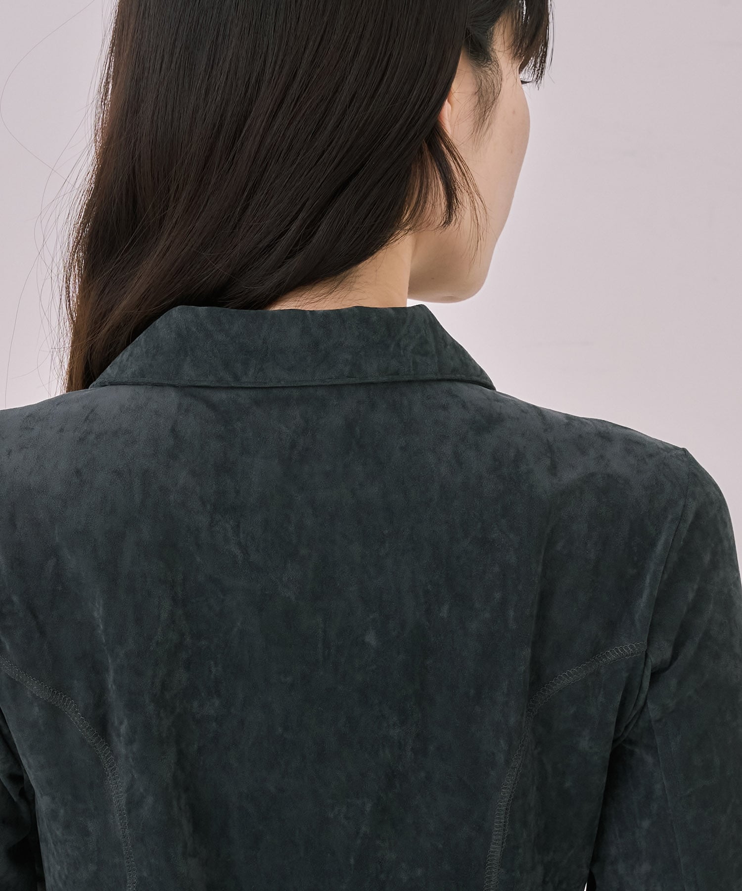 スリットネックベロアシャツ