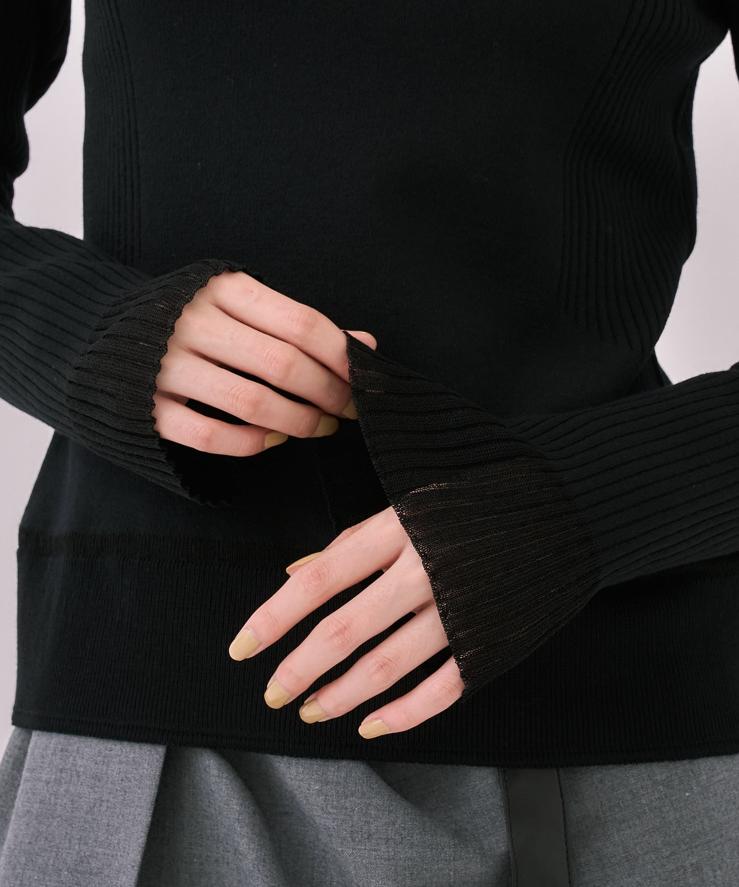 クリアコンビVネックニットプルオーバー