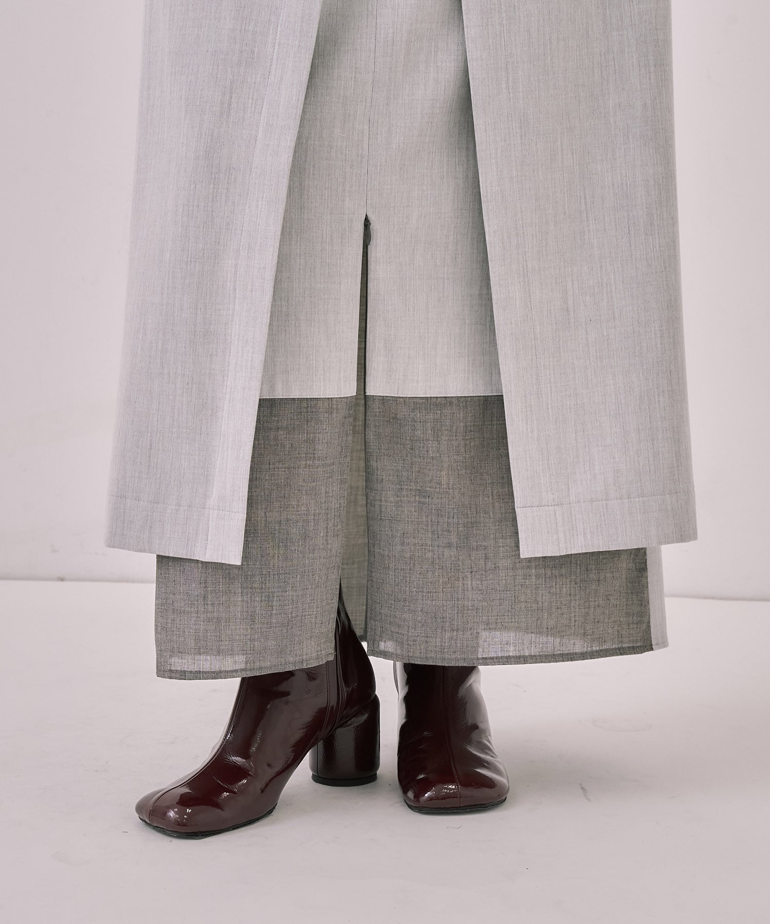 ダブルベルトラップスカート