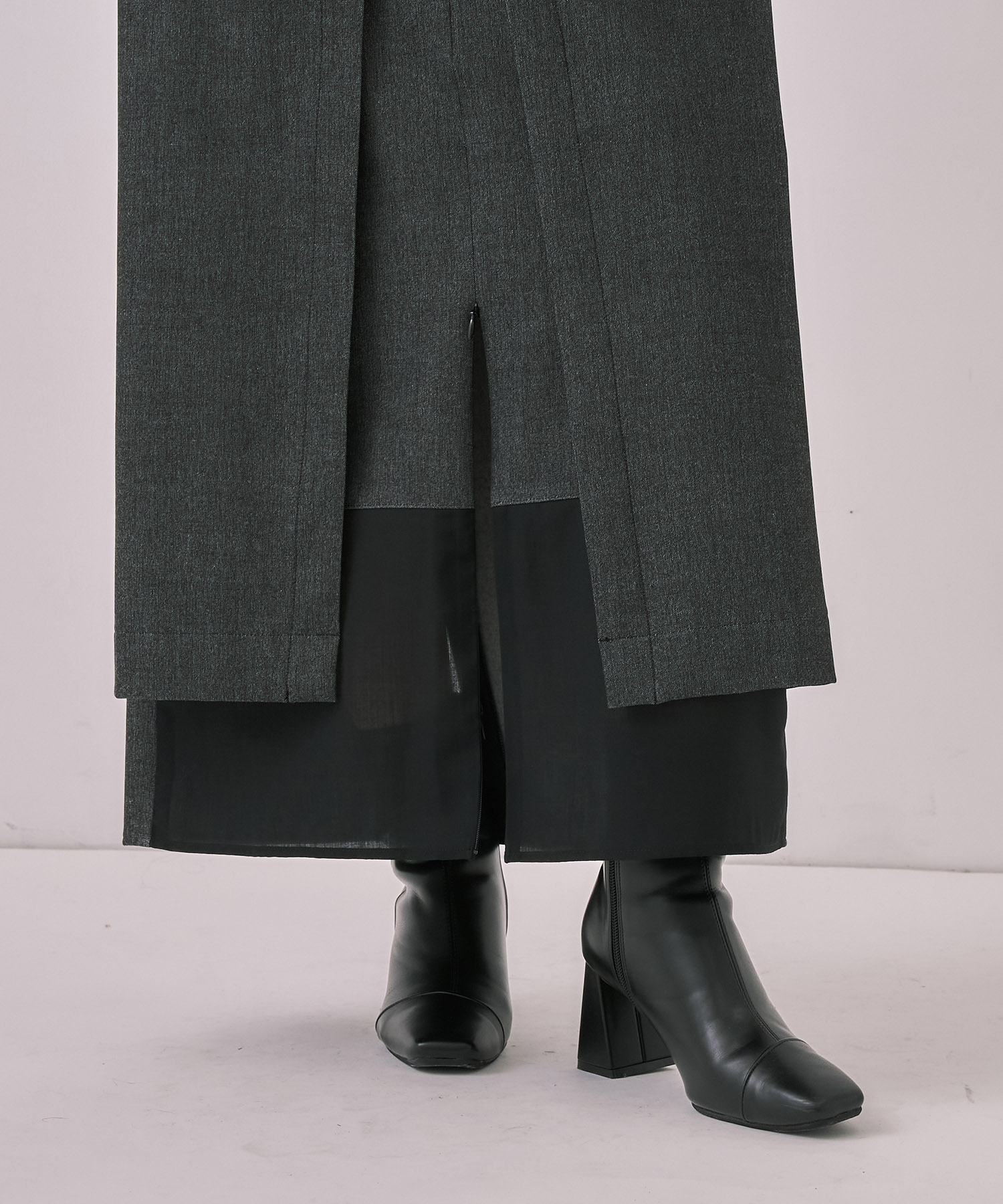 ダブルベルトラップスカート