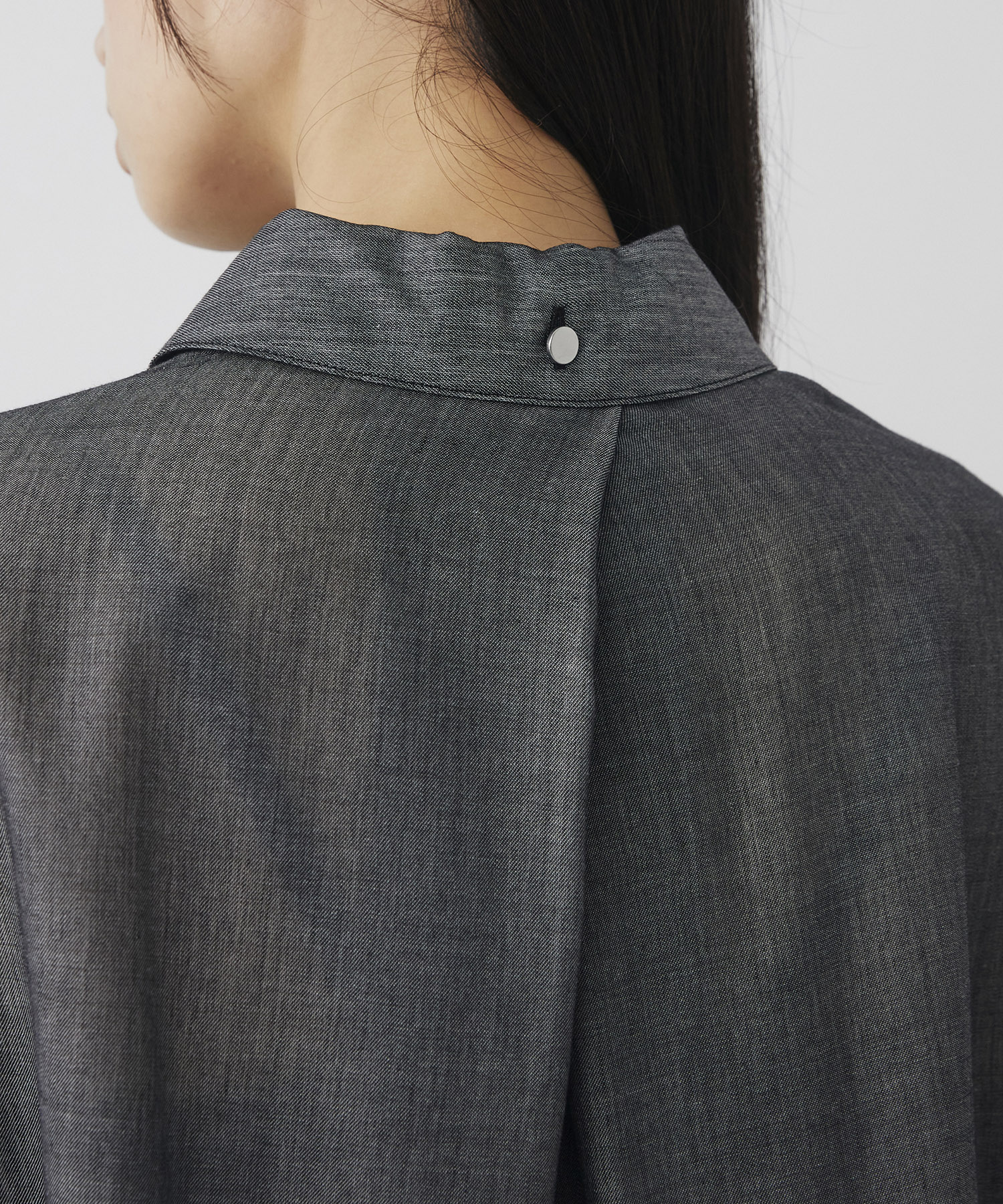 シアーデニムトリムシャツ