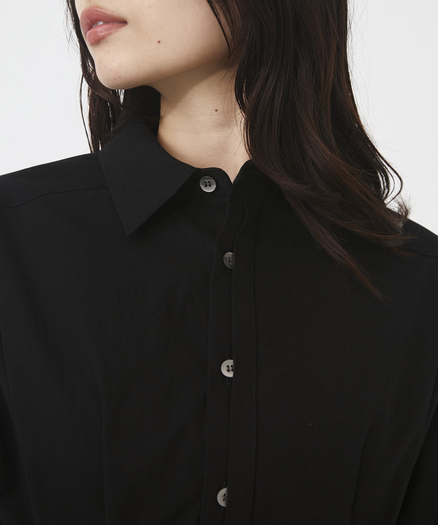 タックゴムシェイプベルトシャツ