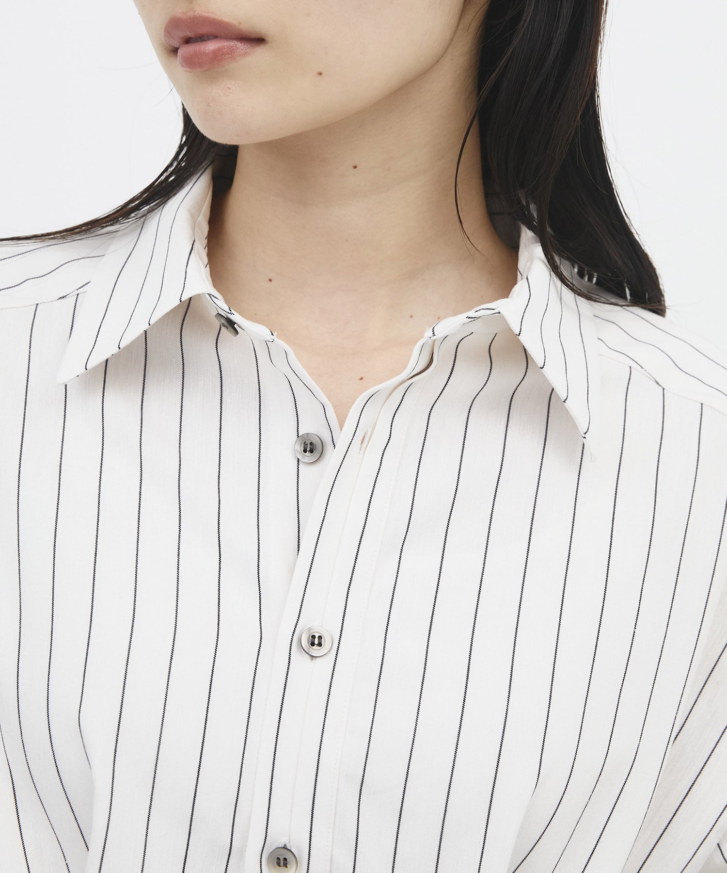 タックゴムシェイプベルトシャツ