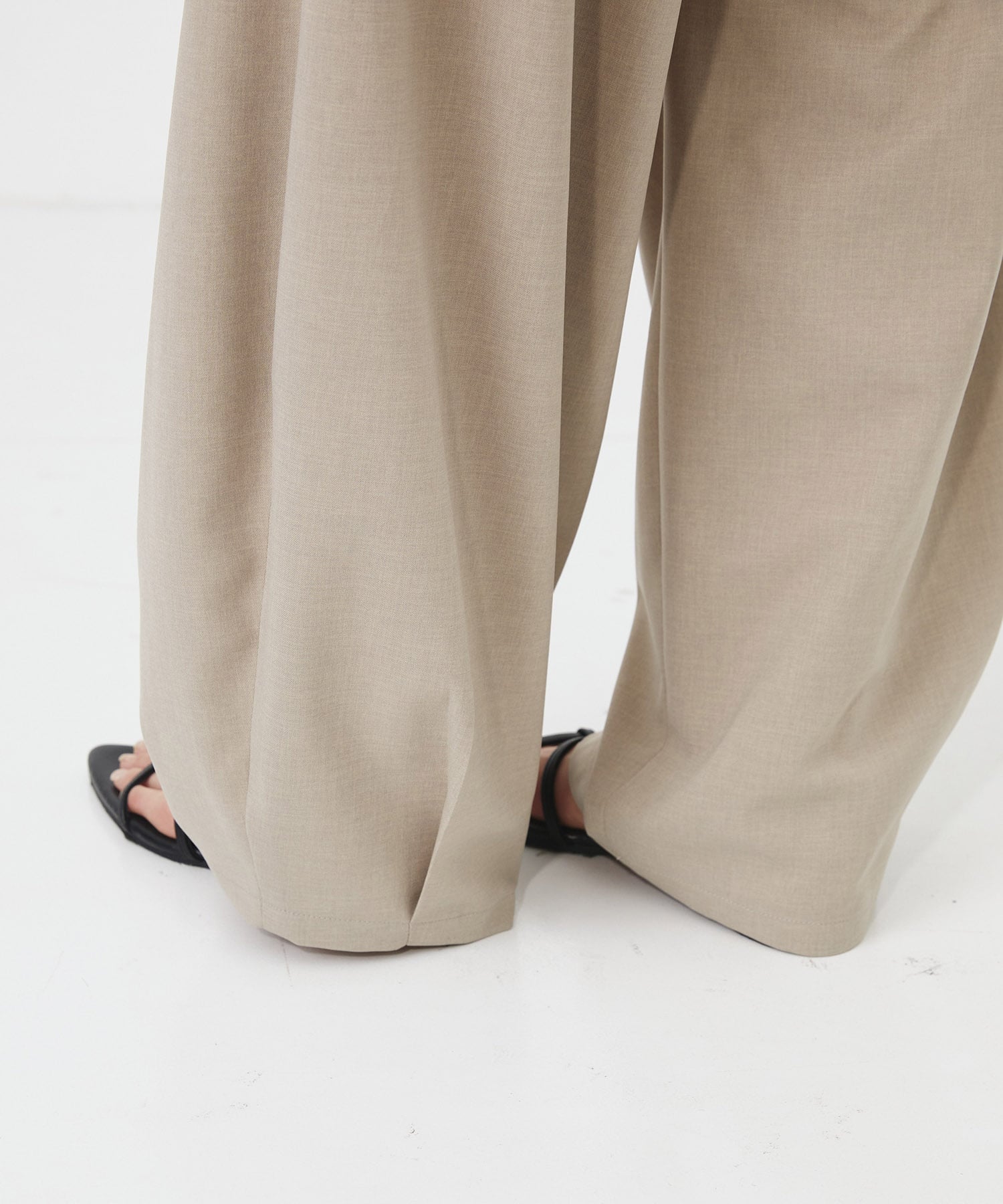 【WEB限定｜セットアップ対応】メランジノッチベルトコクーンPT