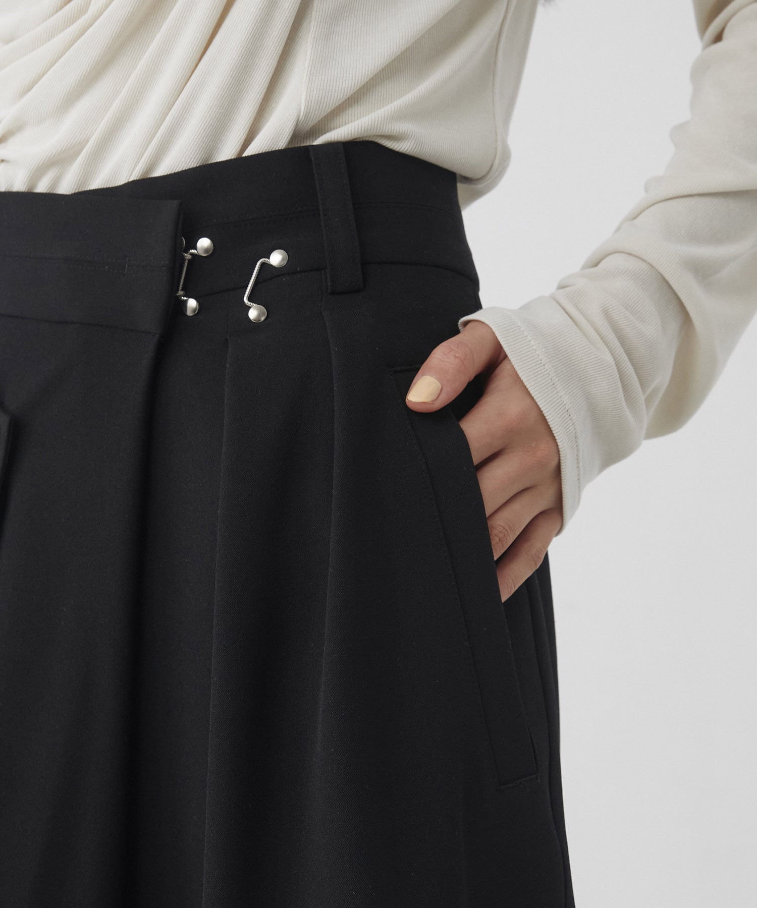 アシメタックホックワイドパンツ