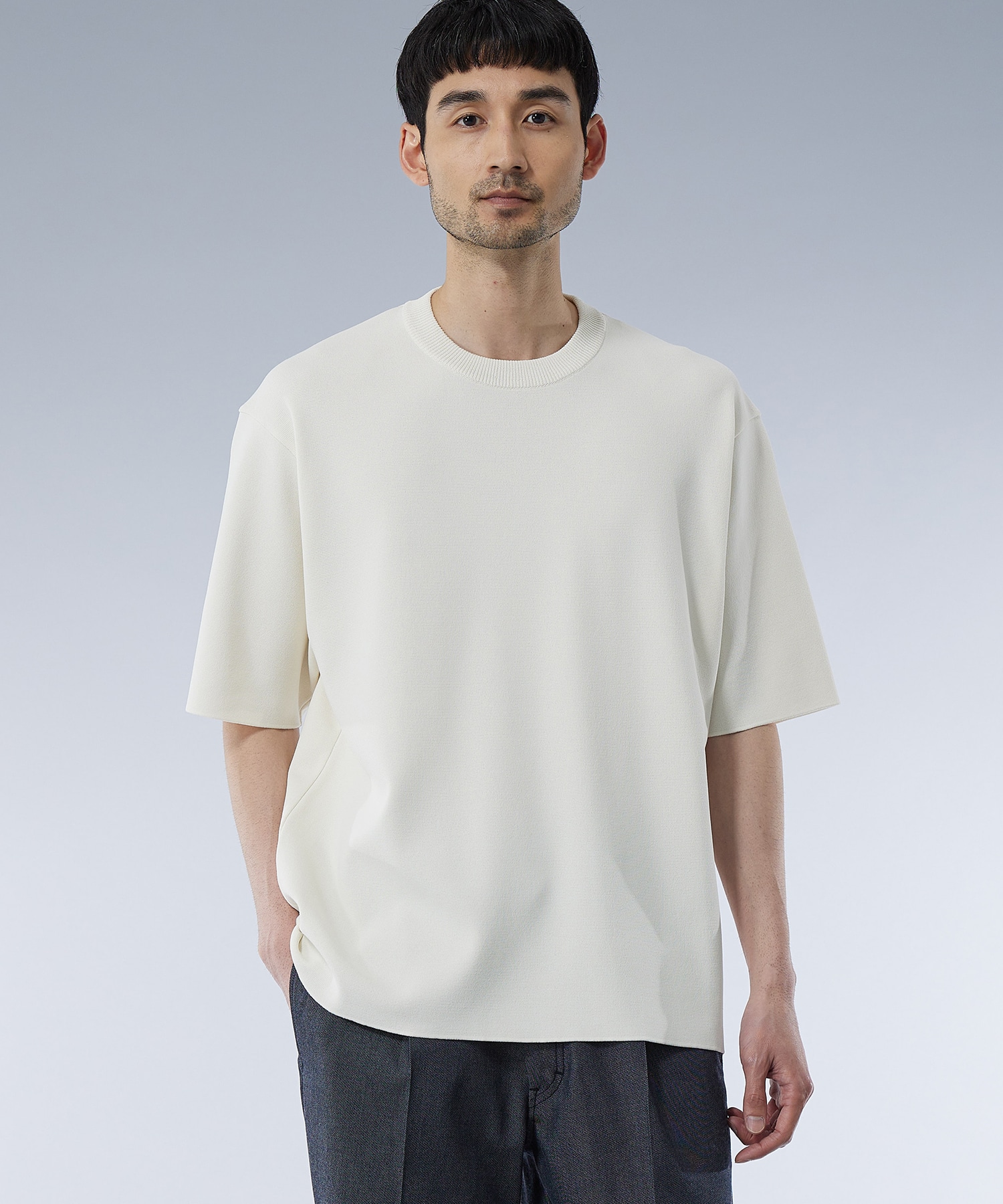 18G サーブルストレッチクルーネックTee(1 OFF WHITE): : メンズ