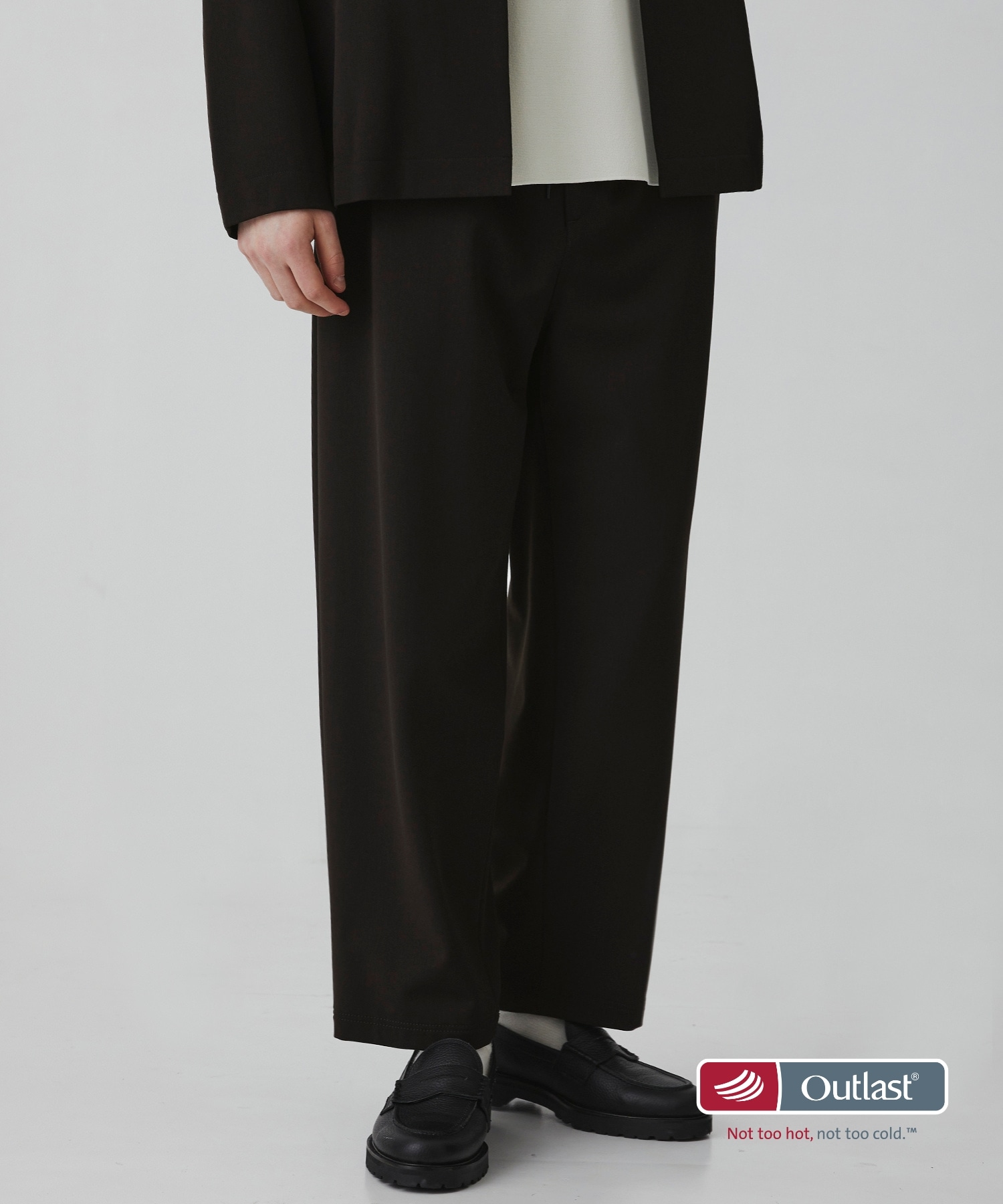 アウトラスト ストレートイージーパンツ