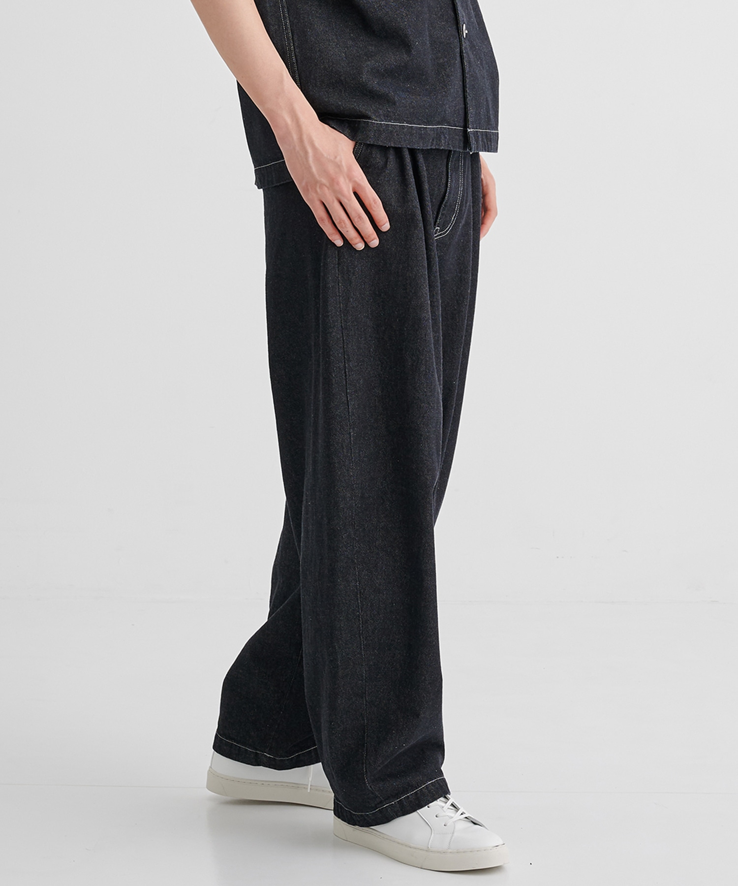 REACTIVE DENIM バレルパンツ