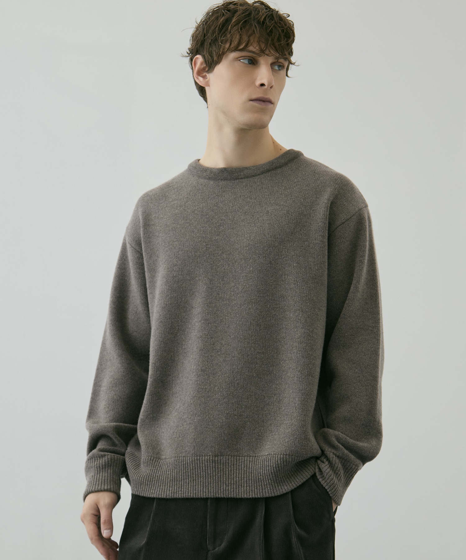 〈WEB限定｜先行予約〉CASHMERE クルーネックニット