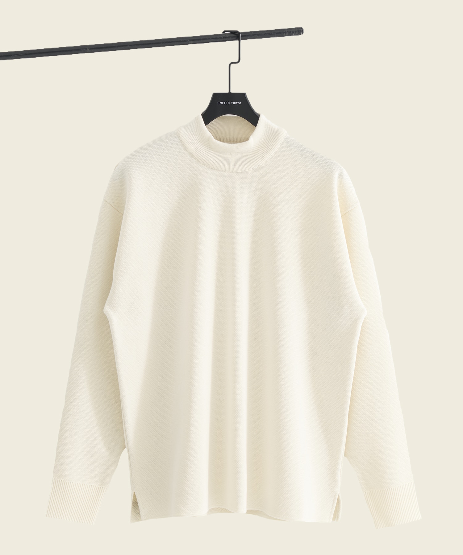 〈WEB限定〉SILVER WOOL MOCK NECK KNIT