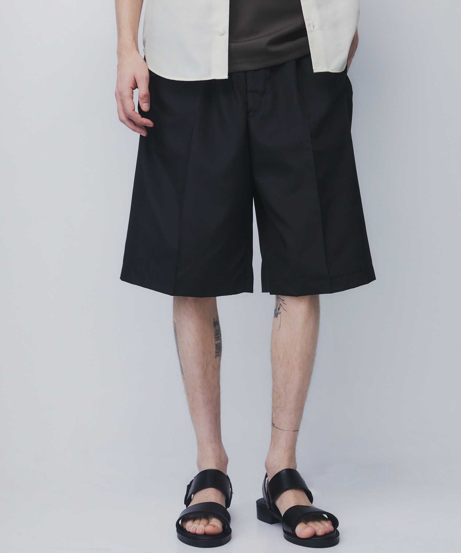 DRY SILK TAFFETA SEAMLESS SHORTS