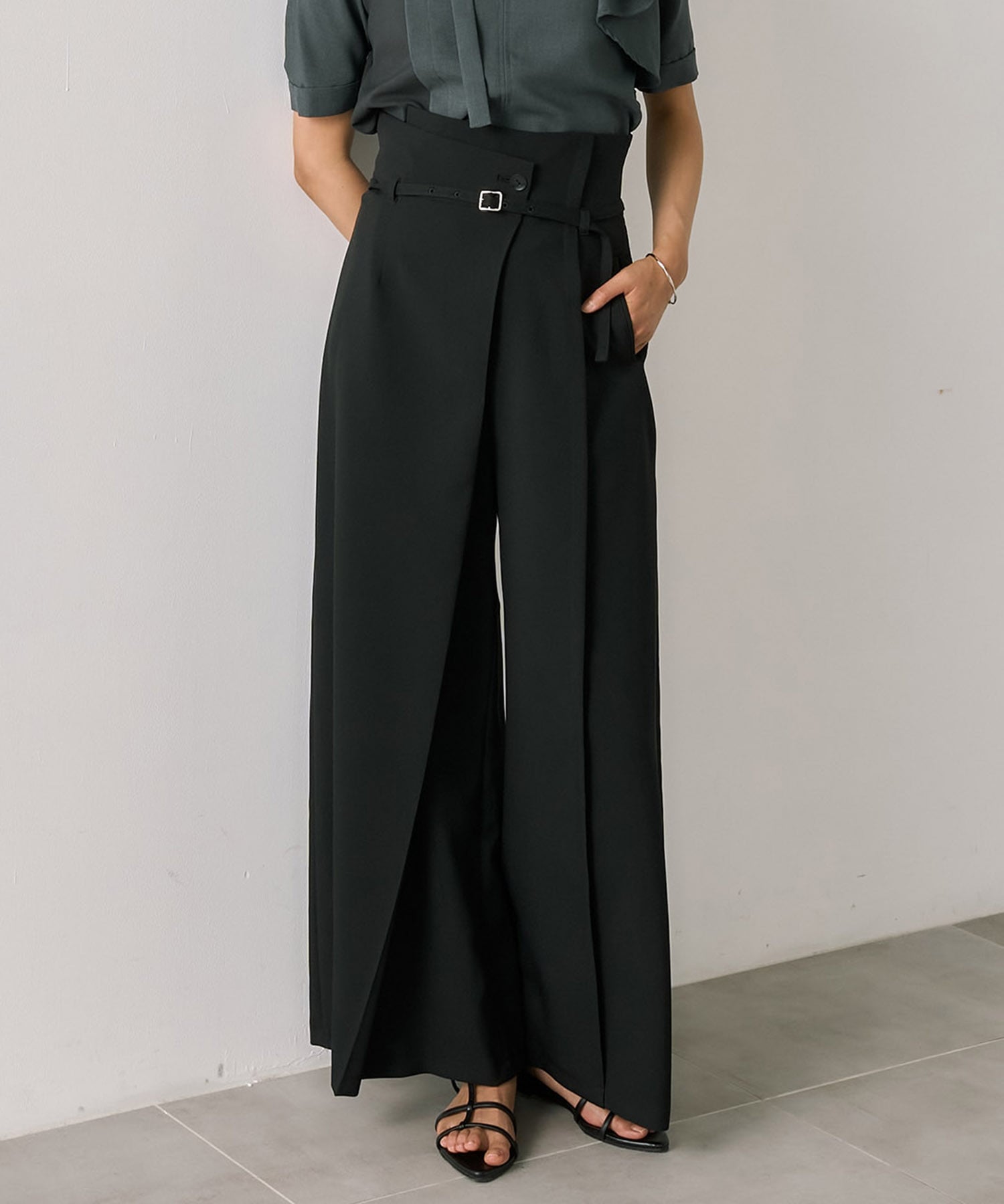 HAKAMAラップワイドパンツ