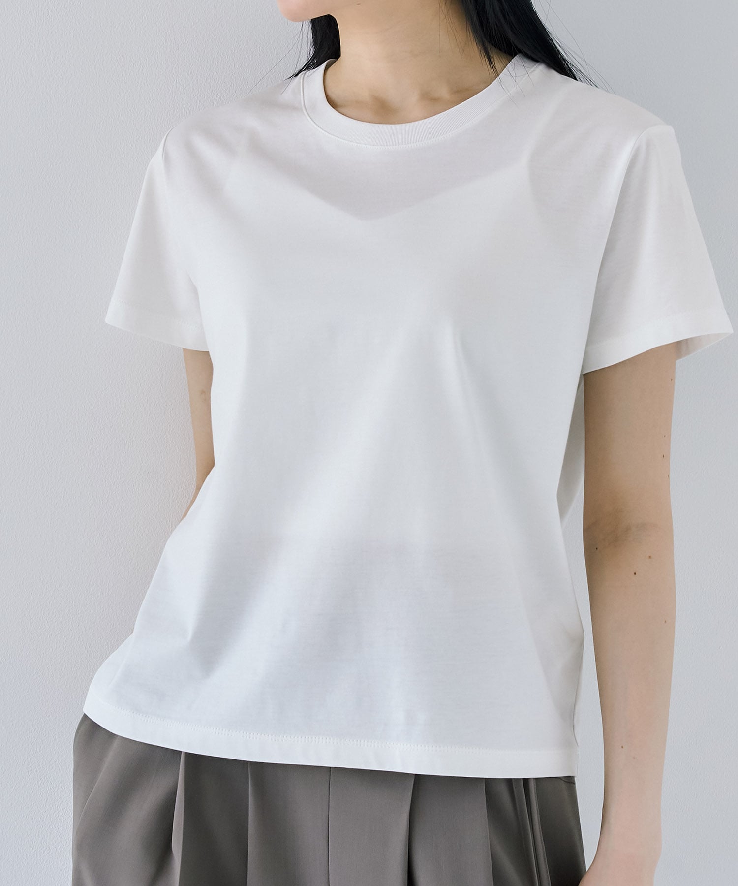 スリーククルーTEE