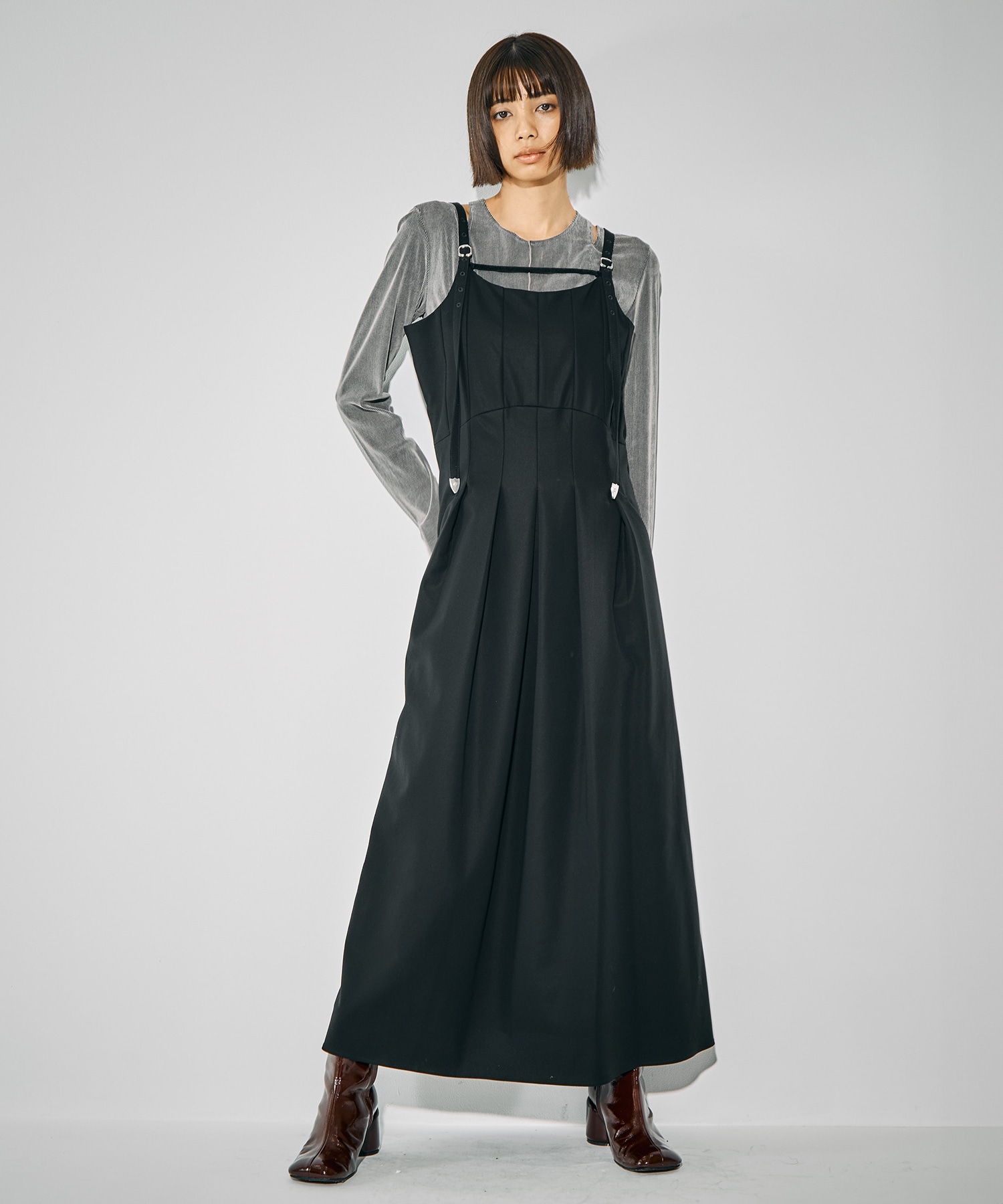 シェイプタックキャミワンピース