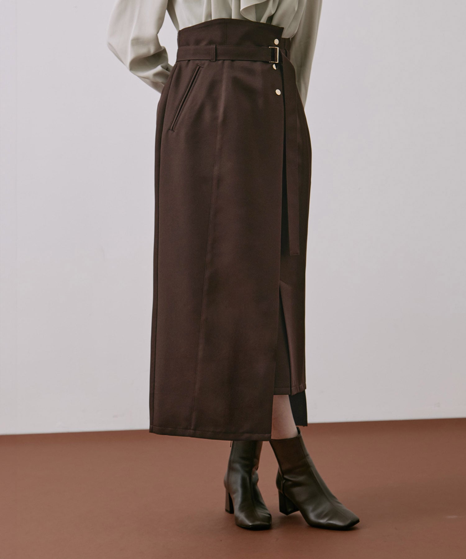 【WEB限定カラー】スリムエフェクトタイトスカート