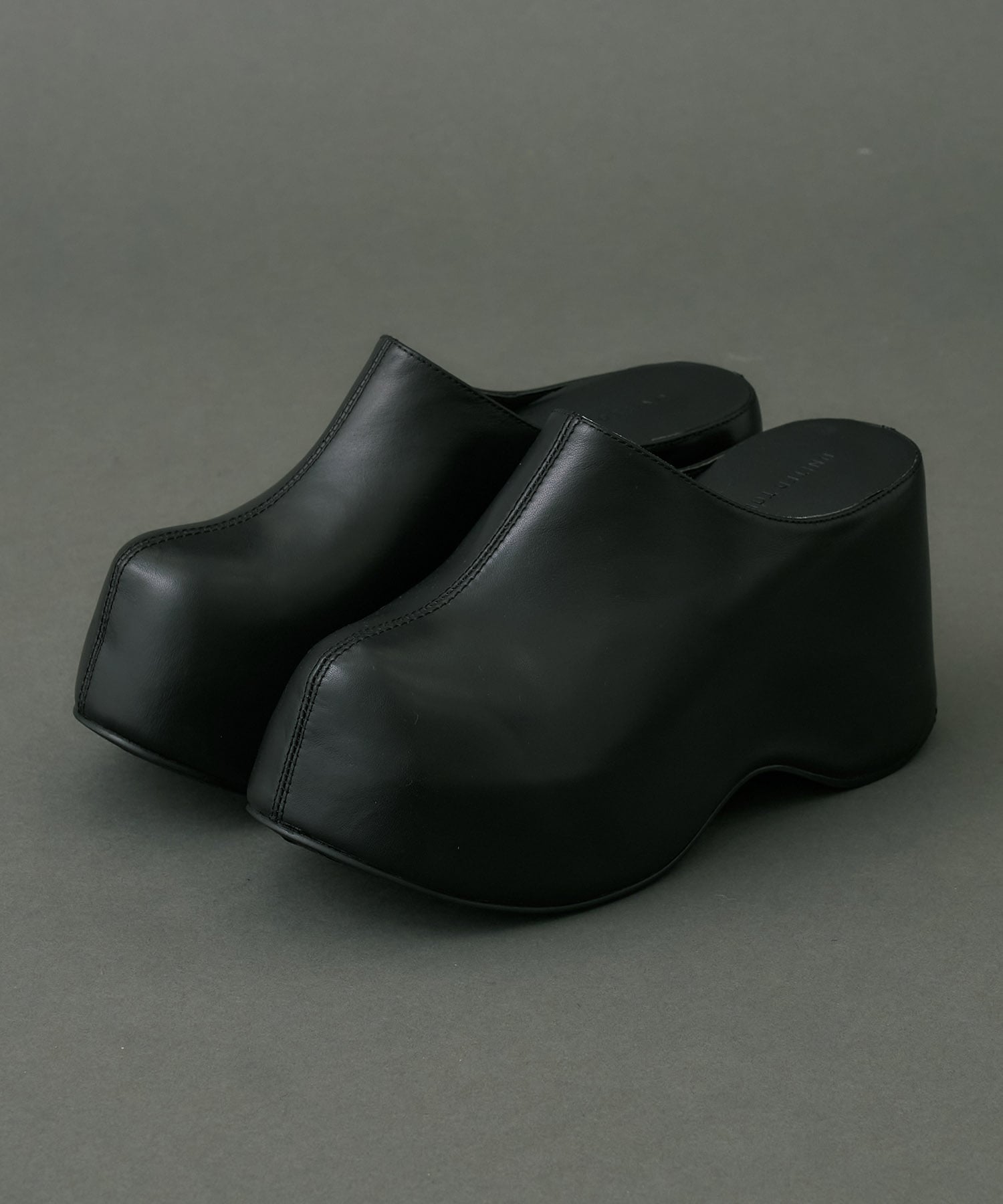 Light Weight Leather Clogs