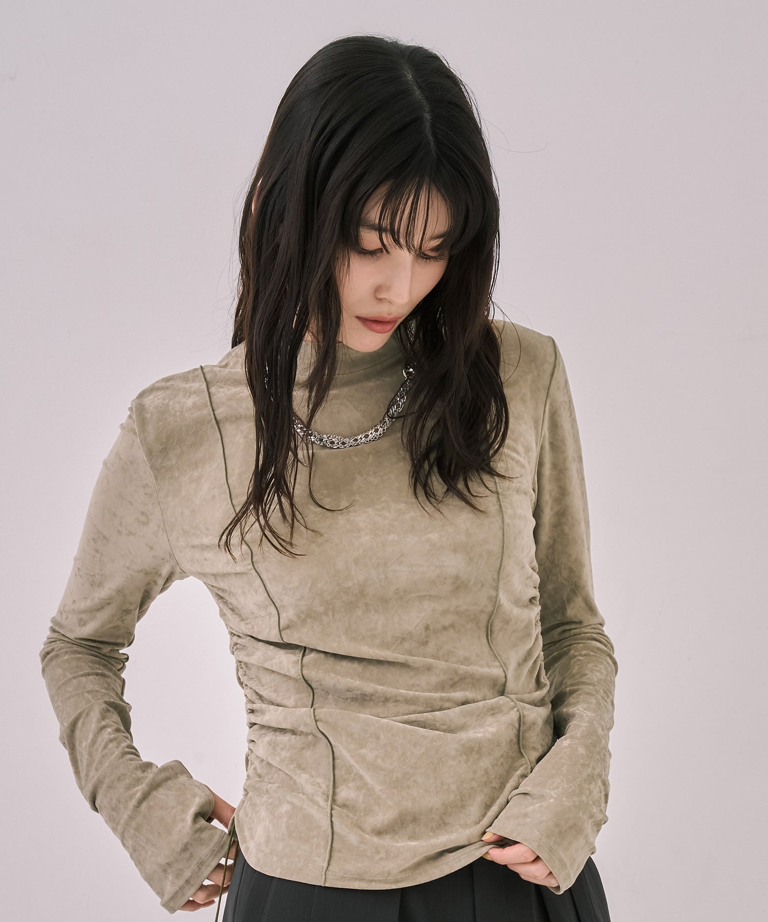 トリアセテートベロアプルオーバー