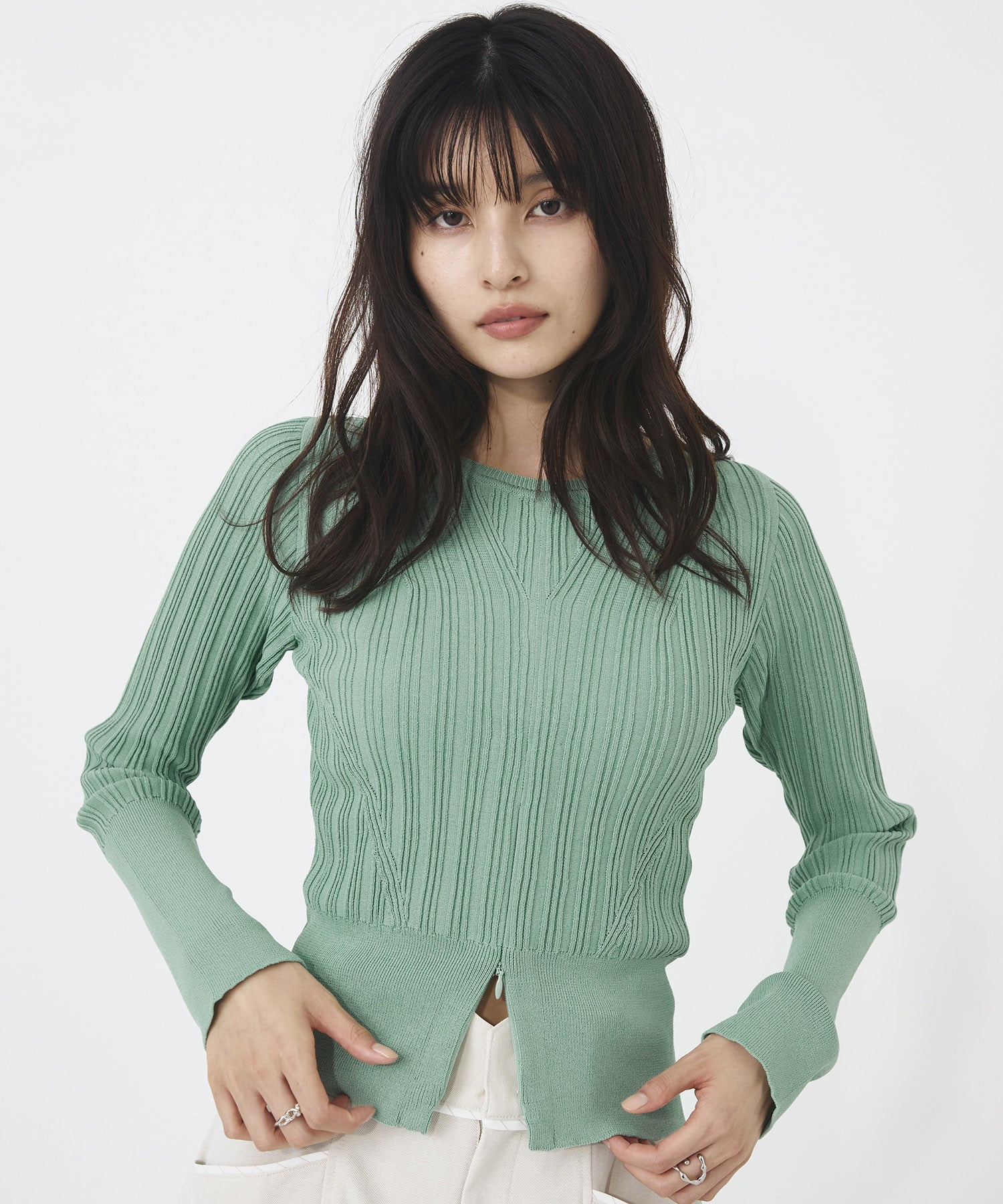 サーブルストレッチRIBニット