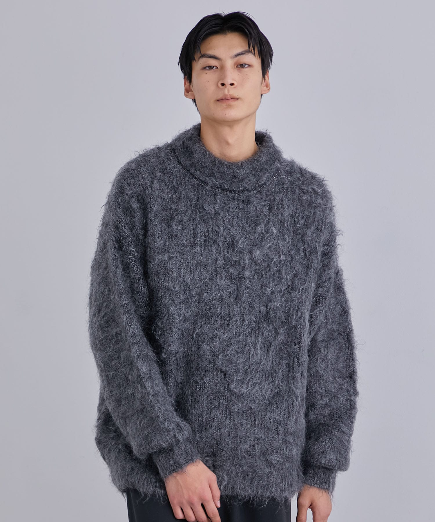 〈残りわずか〉ウェーブニットタートルネックニット