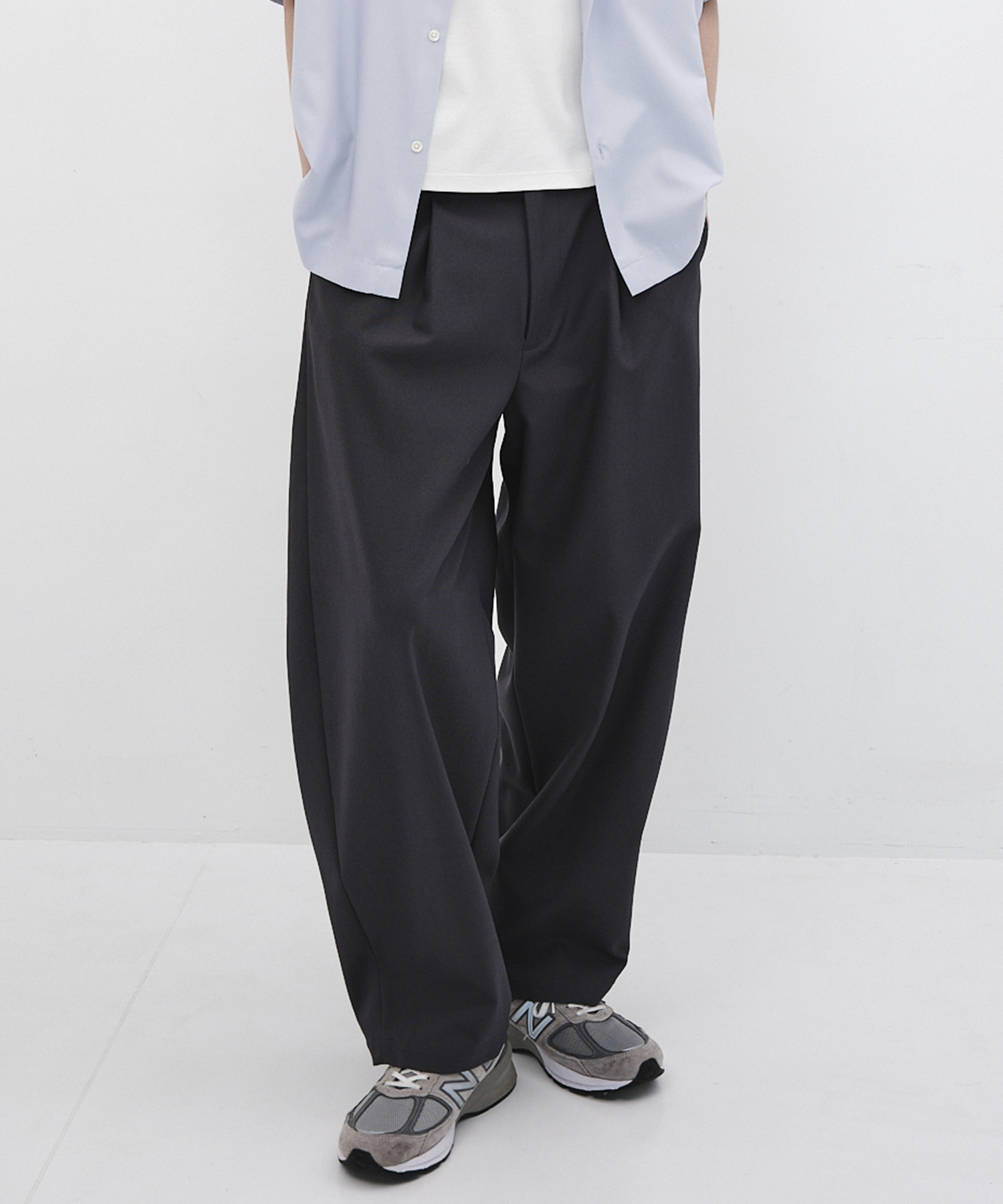ハイツイスト バレルチノパンツ