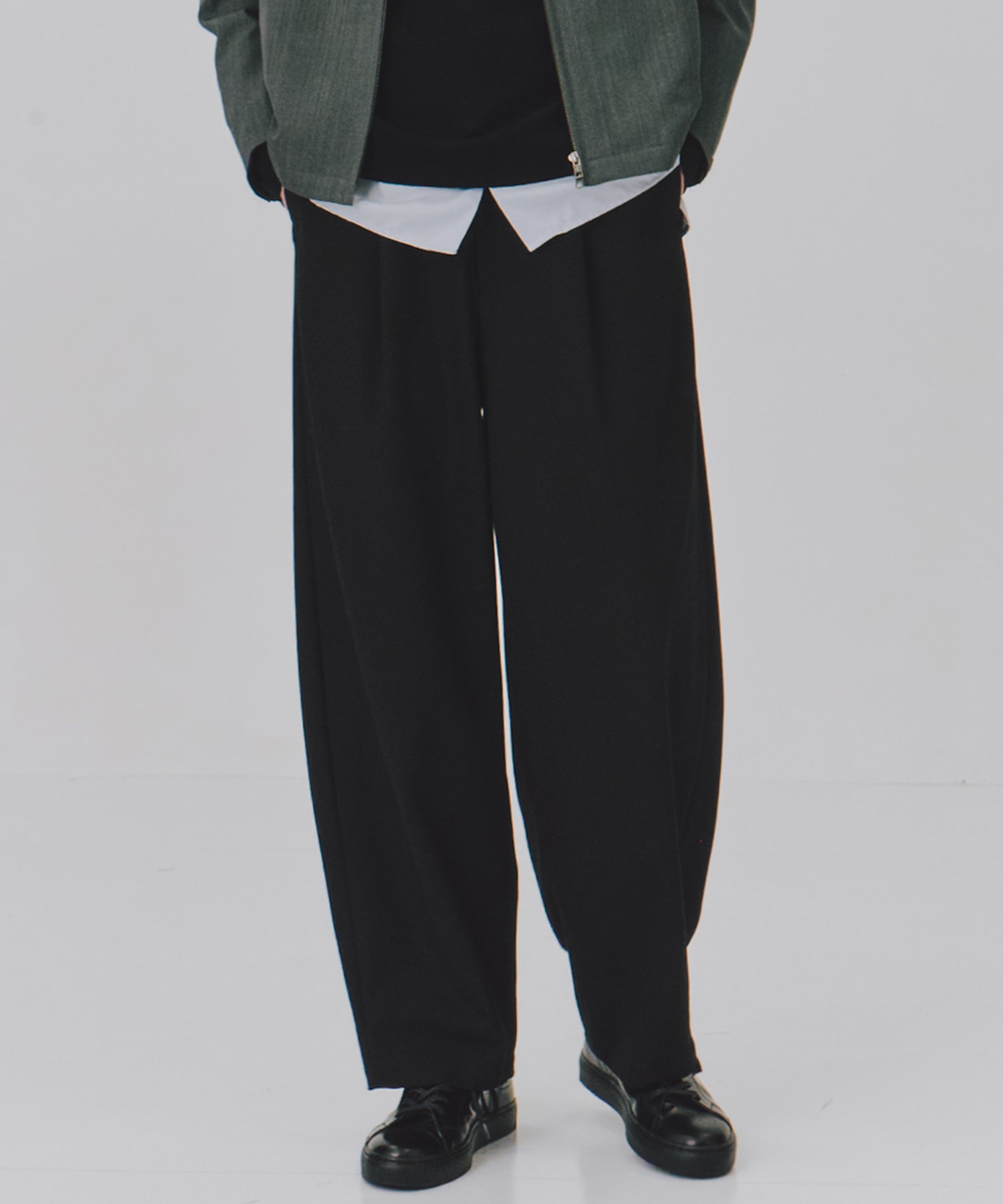 ハイツイスト バレルチノパンツ