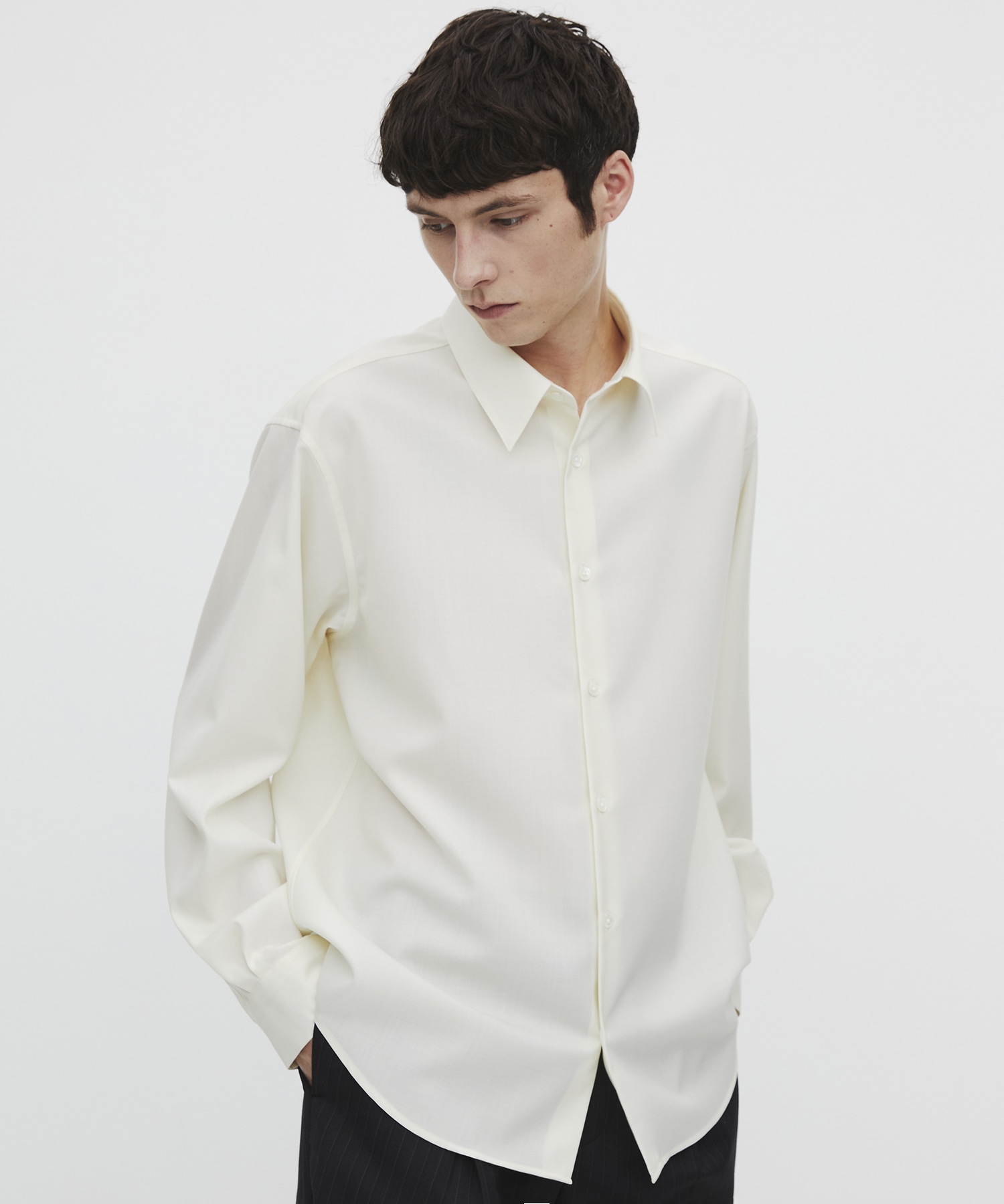 〈再入荷なし〉SUPER 120's TECH WOOL シャツ